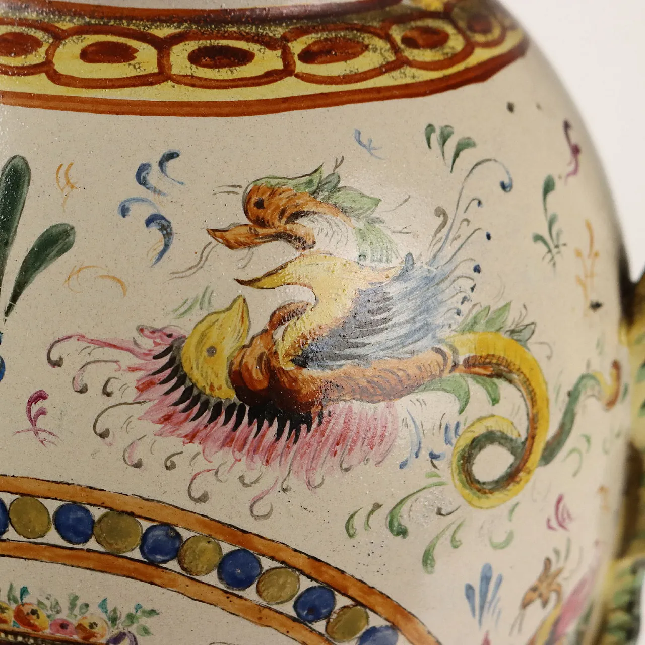 Coppia di vasi in maiolica di Manifattura Toscana, '900 4