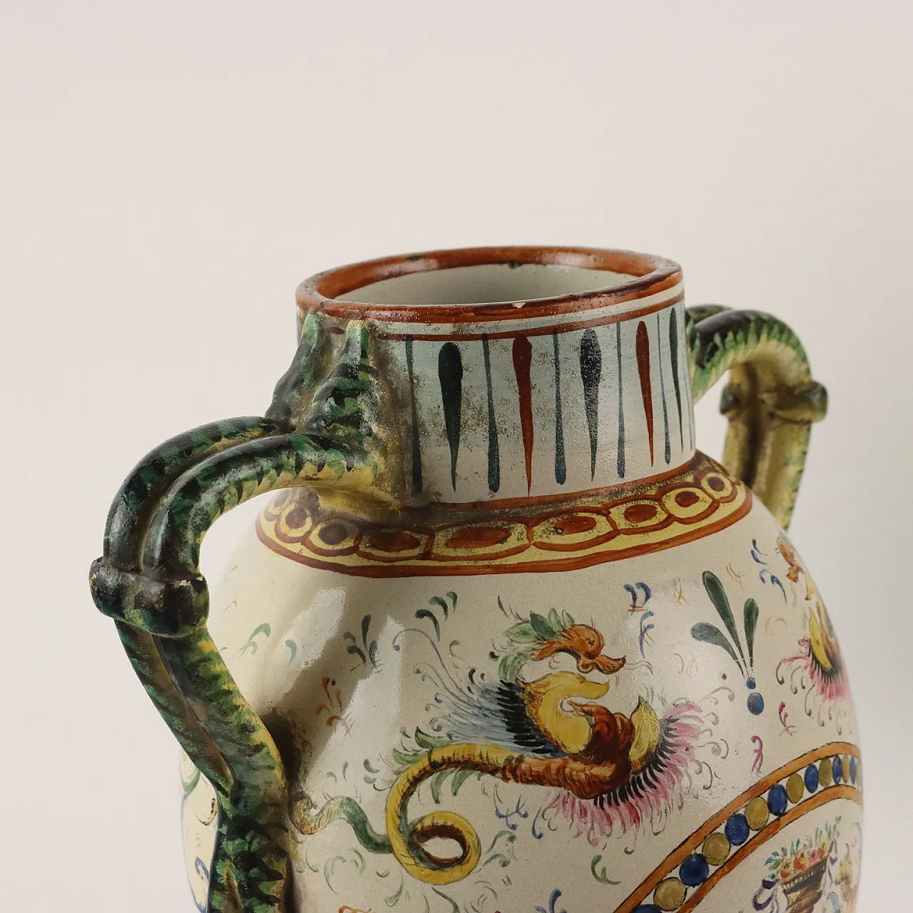 Coppia di vasi in maiolica di Manifattura Toscana, '900 5