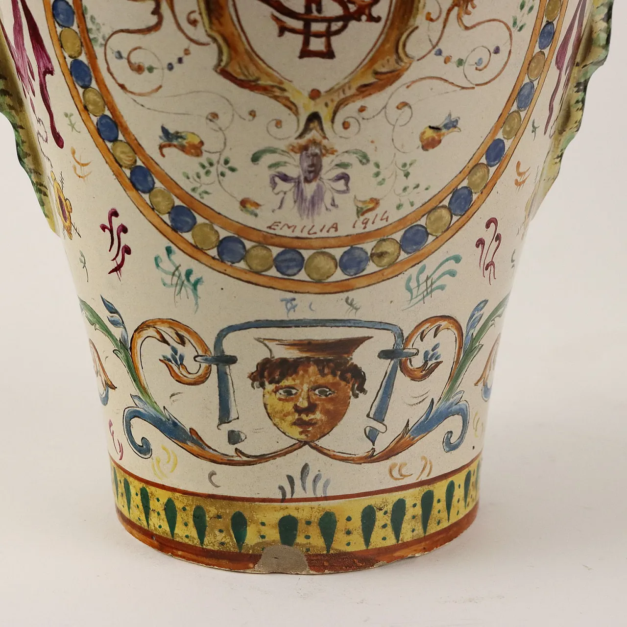 Coppia di vasi in maiolica di Manifattura Toscana, '900 7