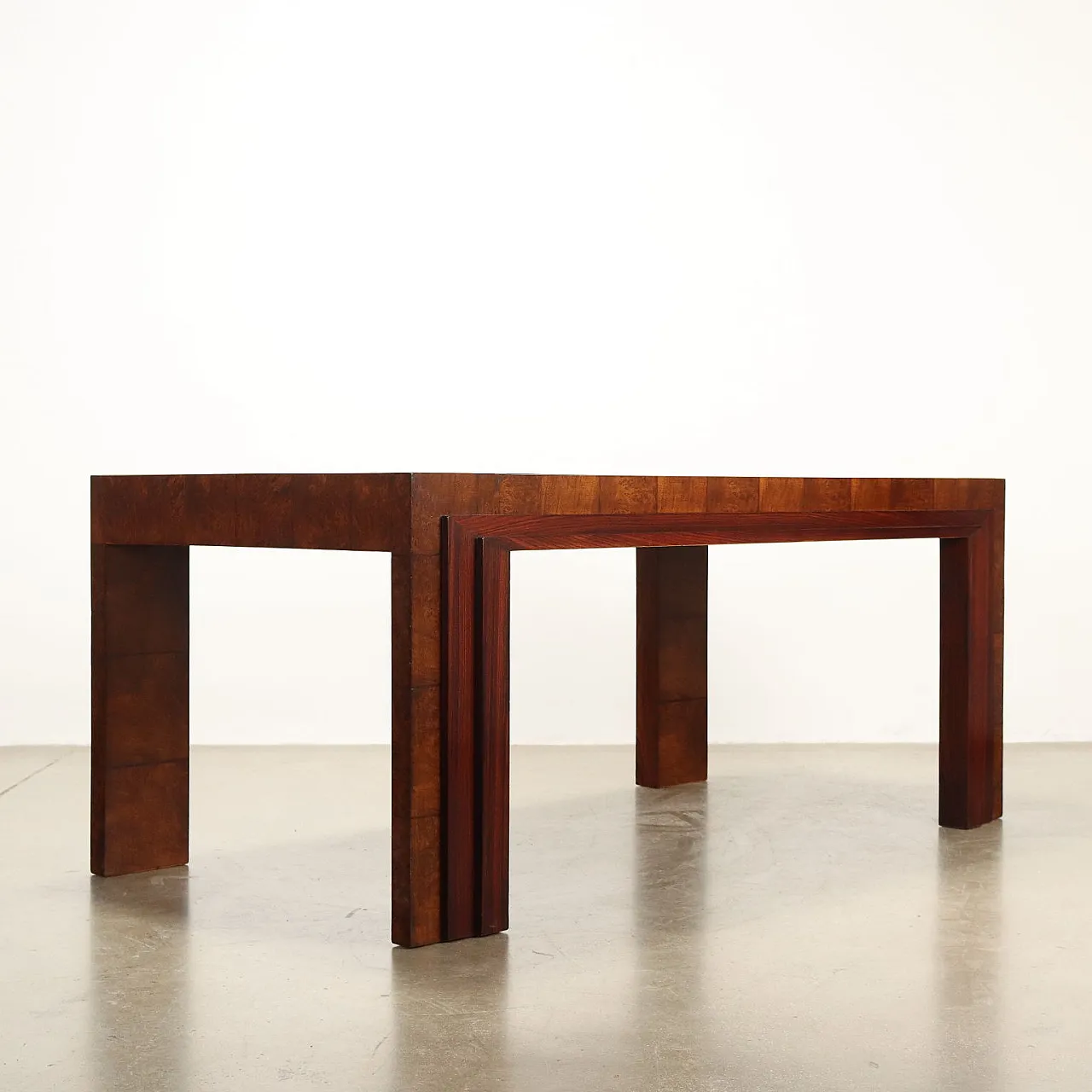 Tavolo impiallacciato in radica di noce e legno esotico, anni '20 7