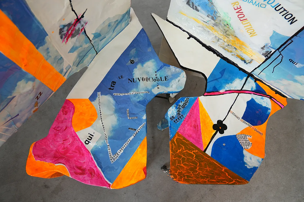 Pair of Guido Coletti Sculptural Modular Chairs (2010) – Hand-Painted 8