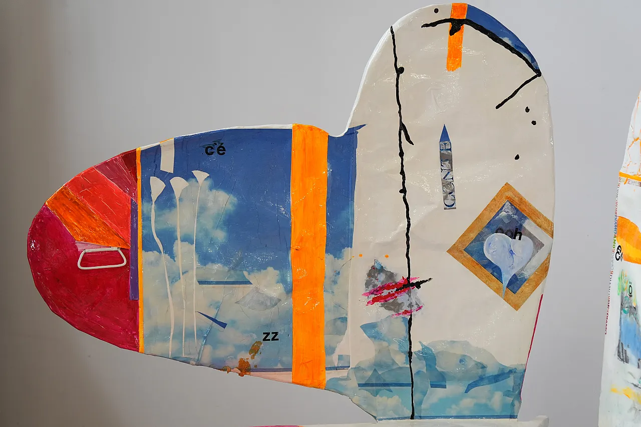 Pair of Guido Coletti Sculptural Modular Chairs (2010) – Hand-Painted 10