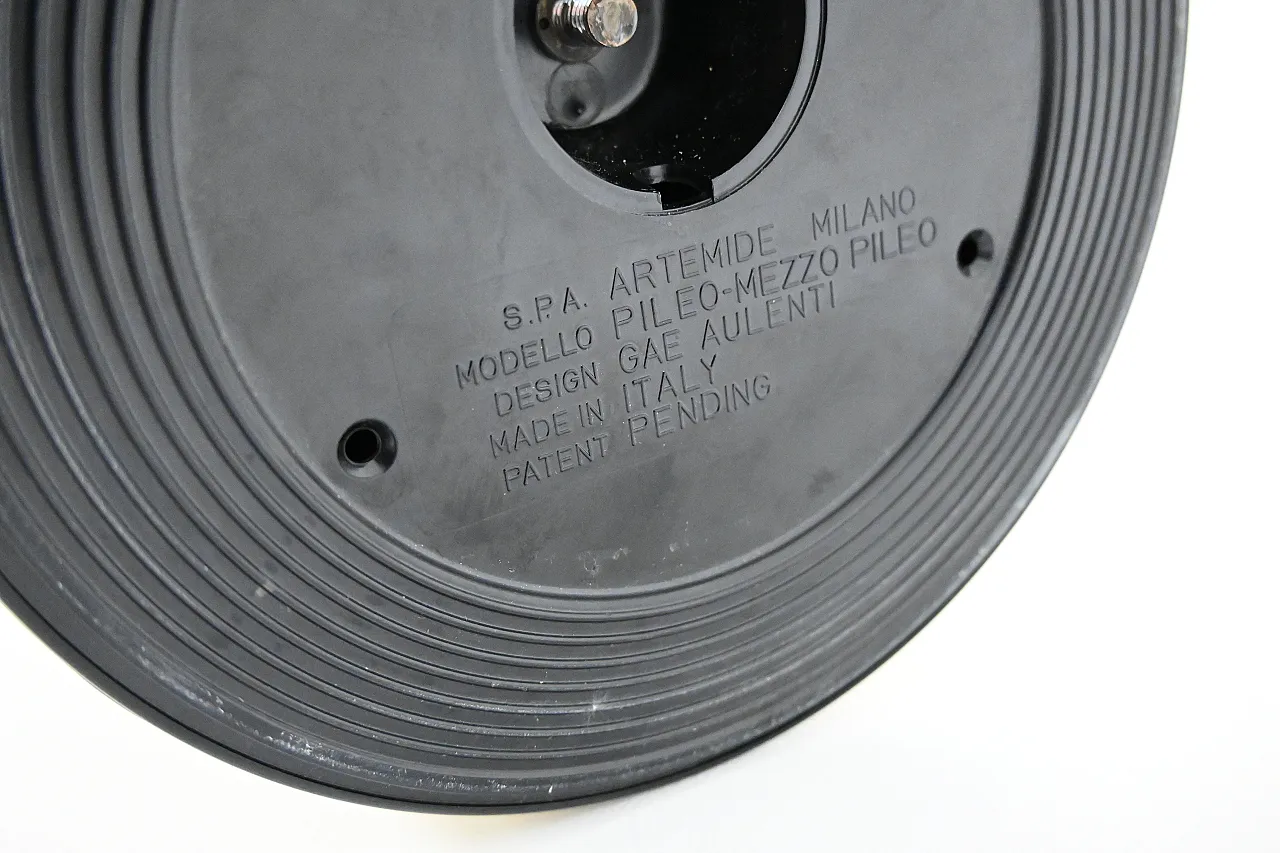 Mezzo Pileo Floor Lamp di Gae Aulenti per Artemide, anni '70 13