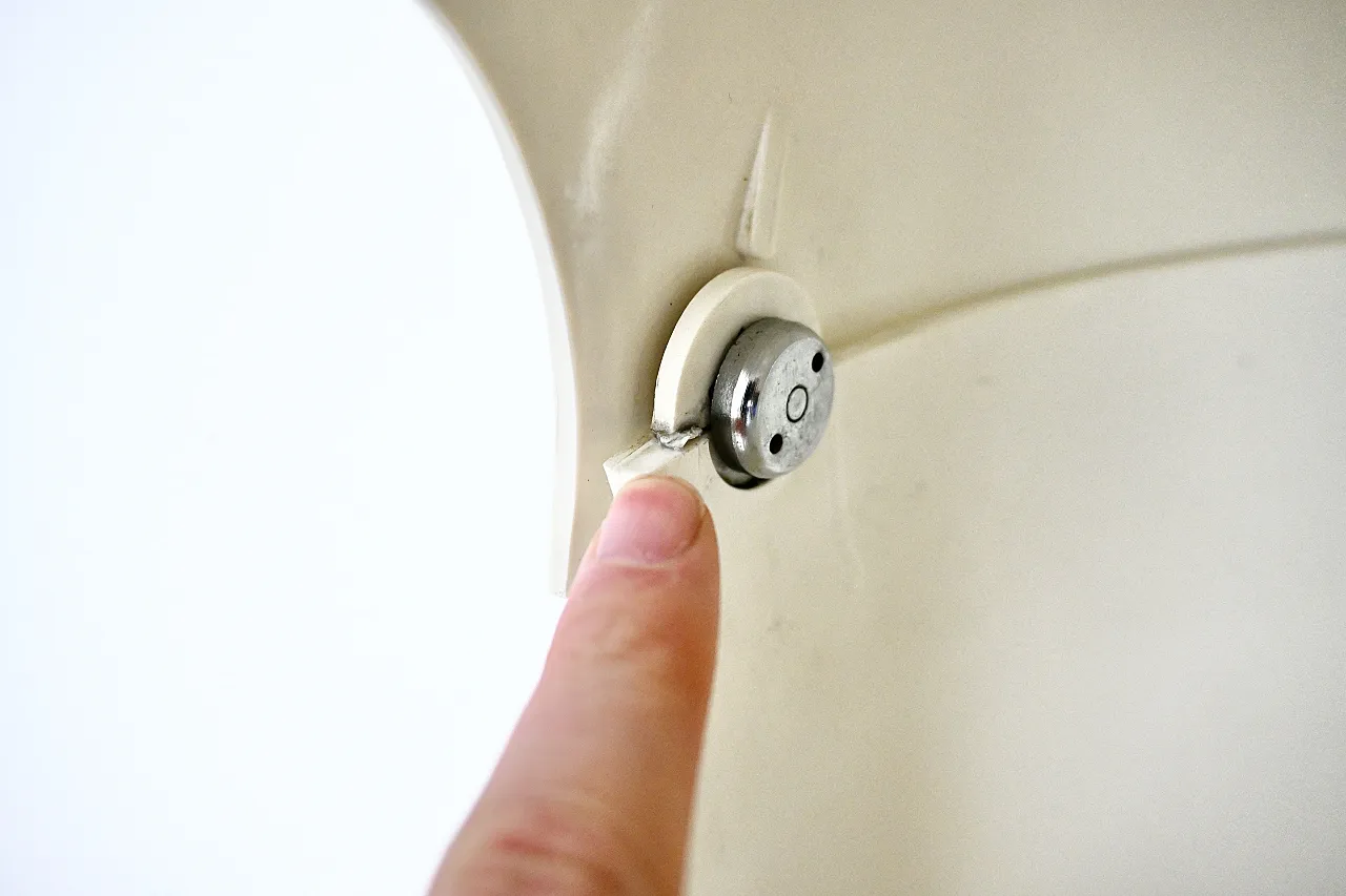 Mezzo Pileo Floor Lamp di Gae Aulenti per Artemide, anni '70 14