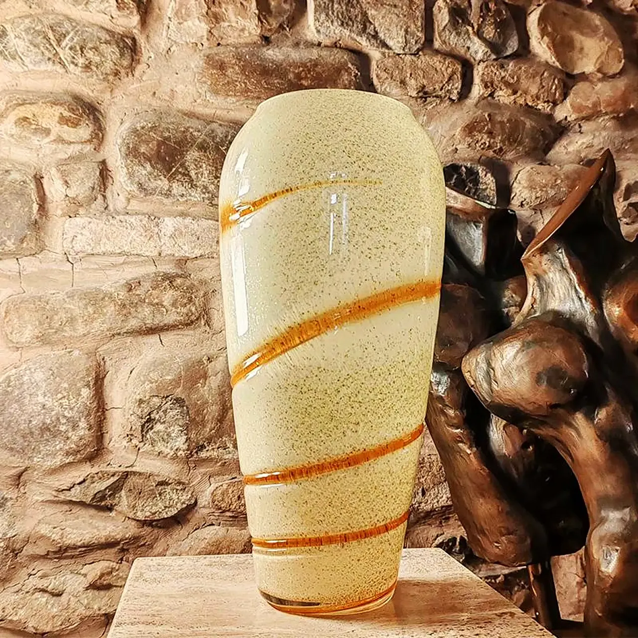 Vase in handcrafted Murano glass, 1960s 3