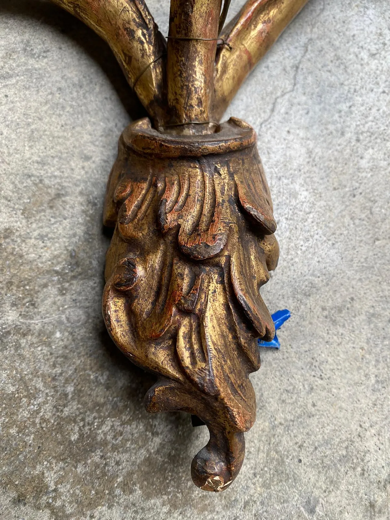 Coppia di appliques 2