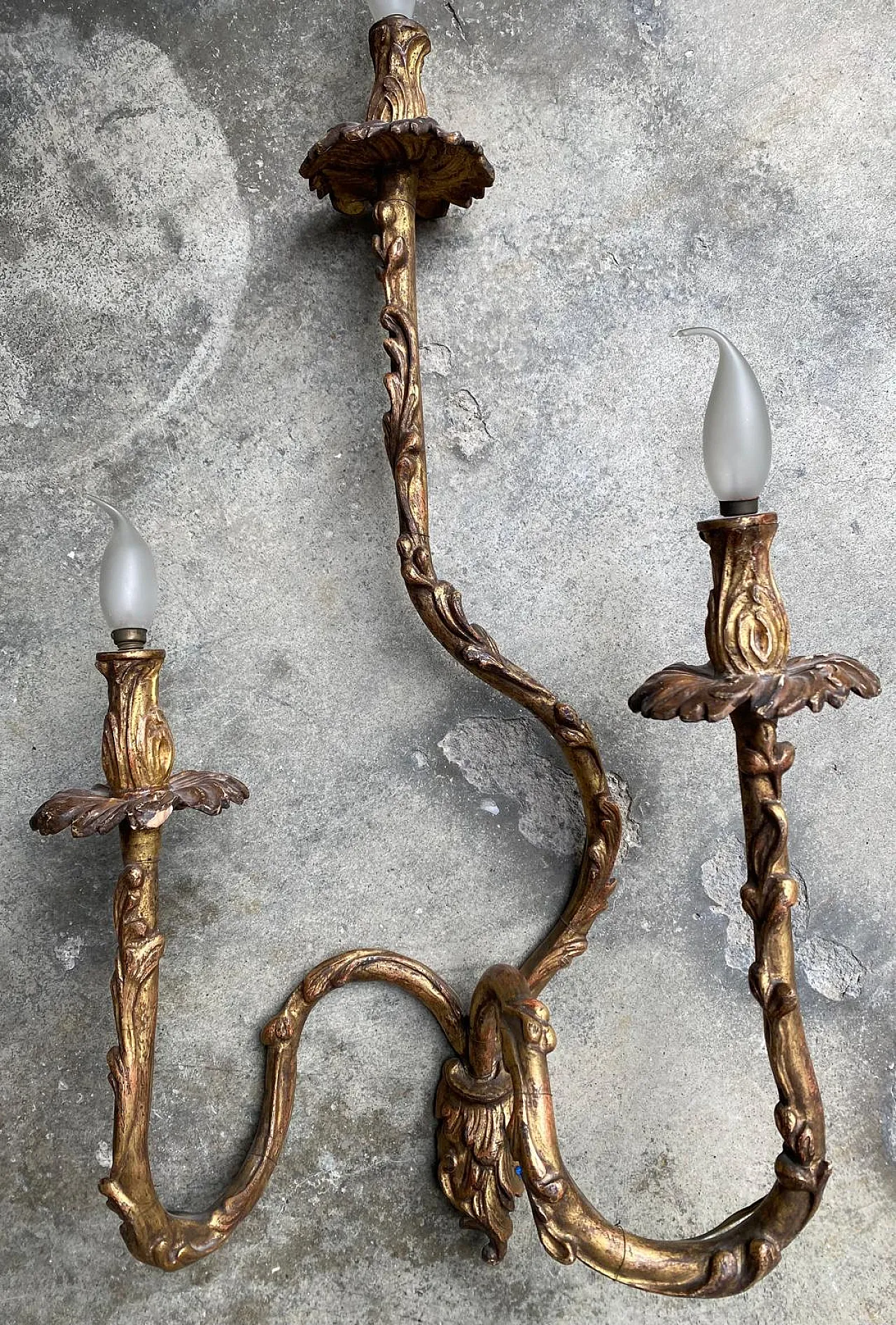 Coppia di appliques 5