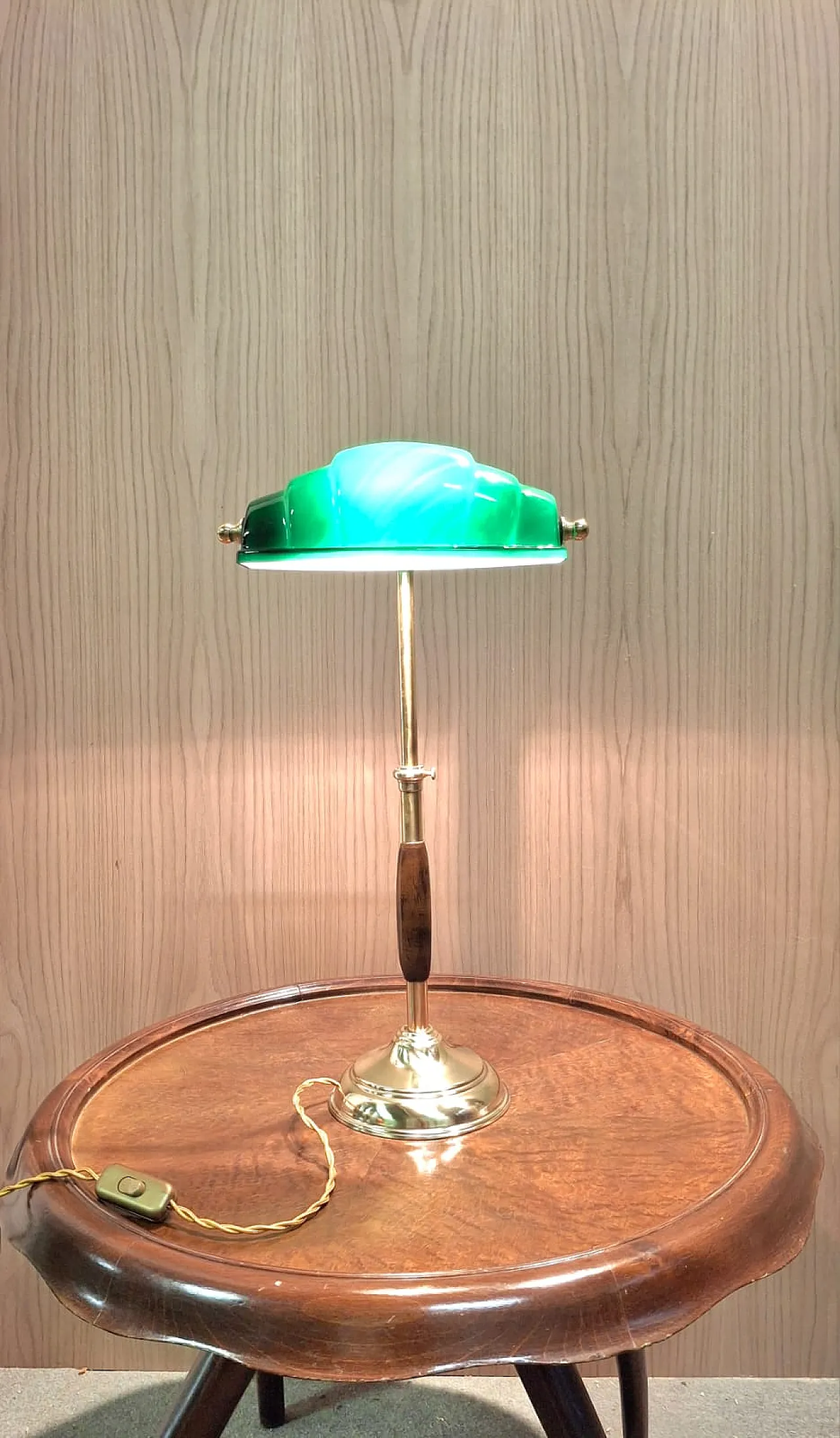 Desk lamp ministerial churchill in green and brass glass 1