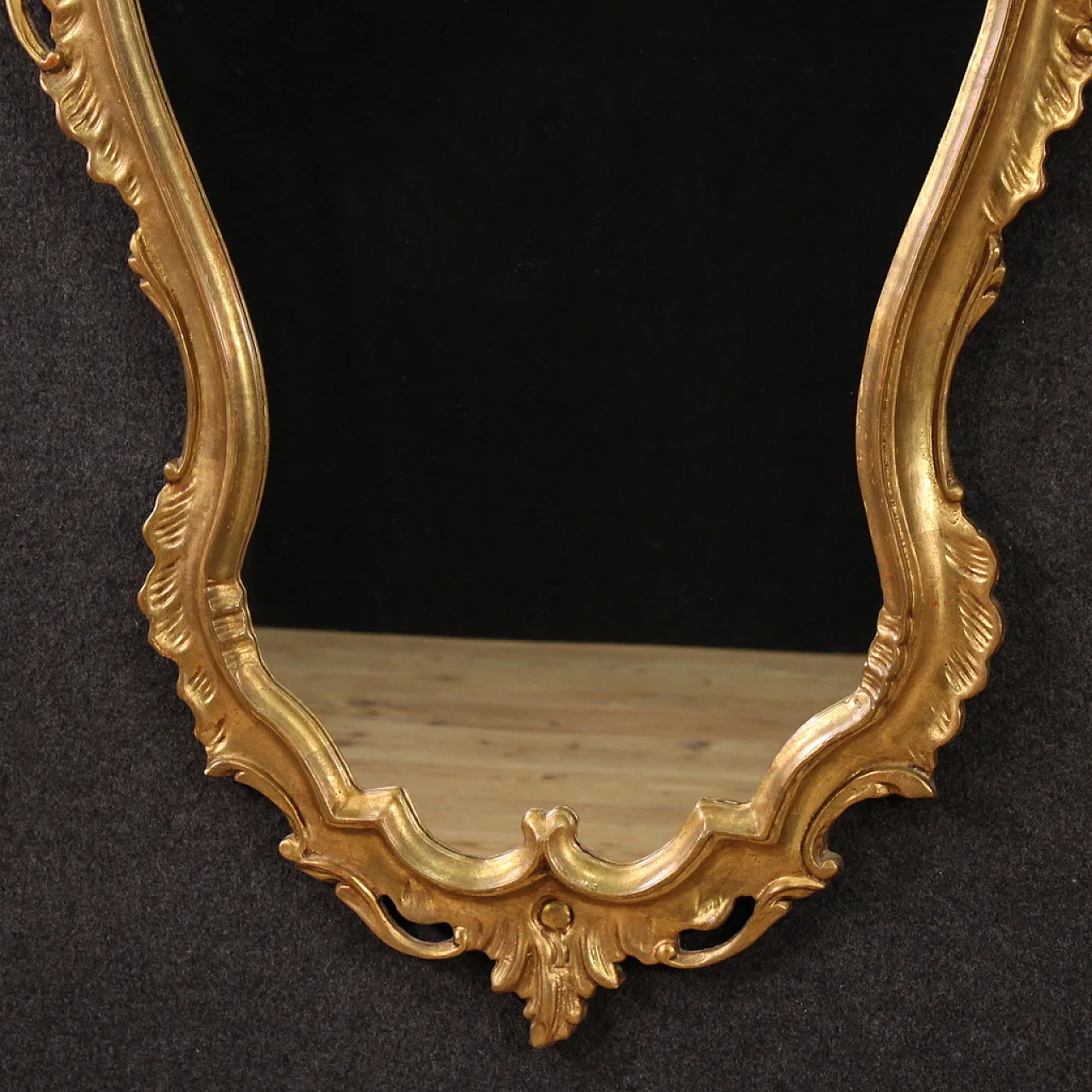 Grande specchiera dorata in stile Luigi XV con cartiglio, '900 4