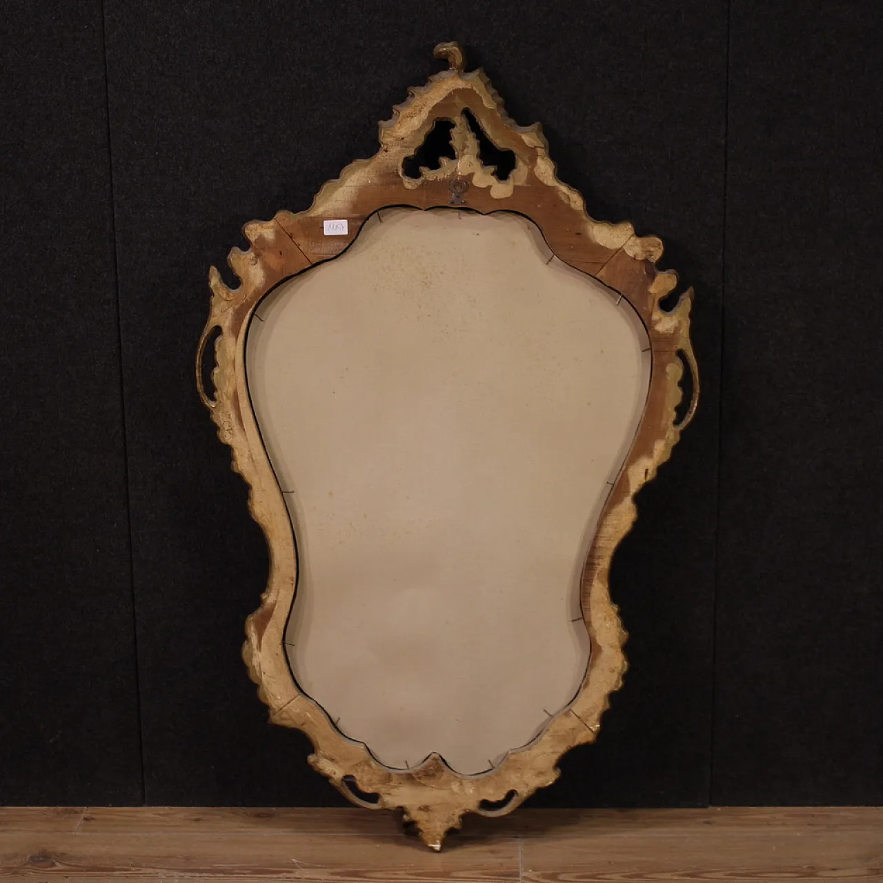Grande specchiera dorata in stile Luigi XV con cartiglio, '900 11