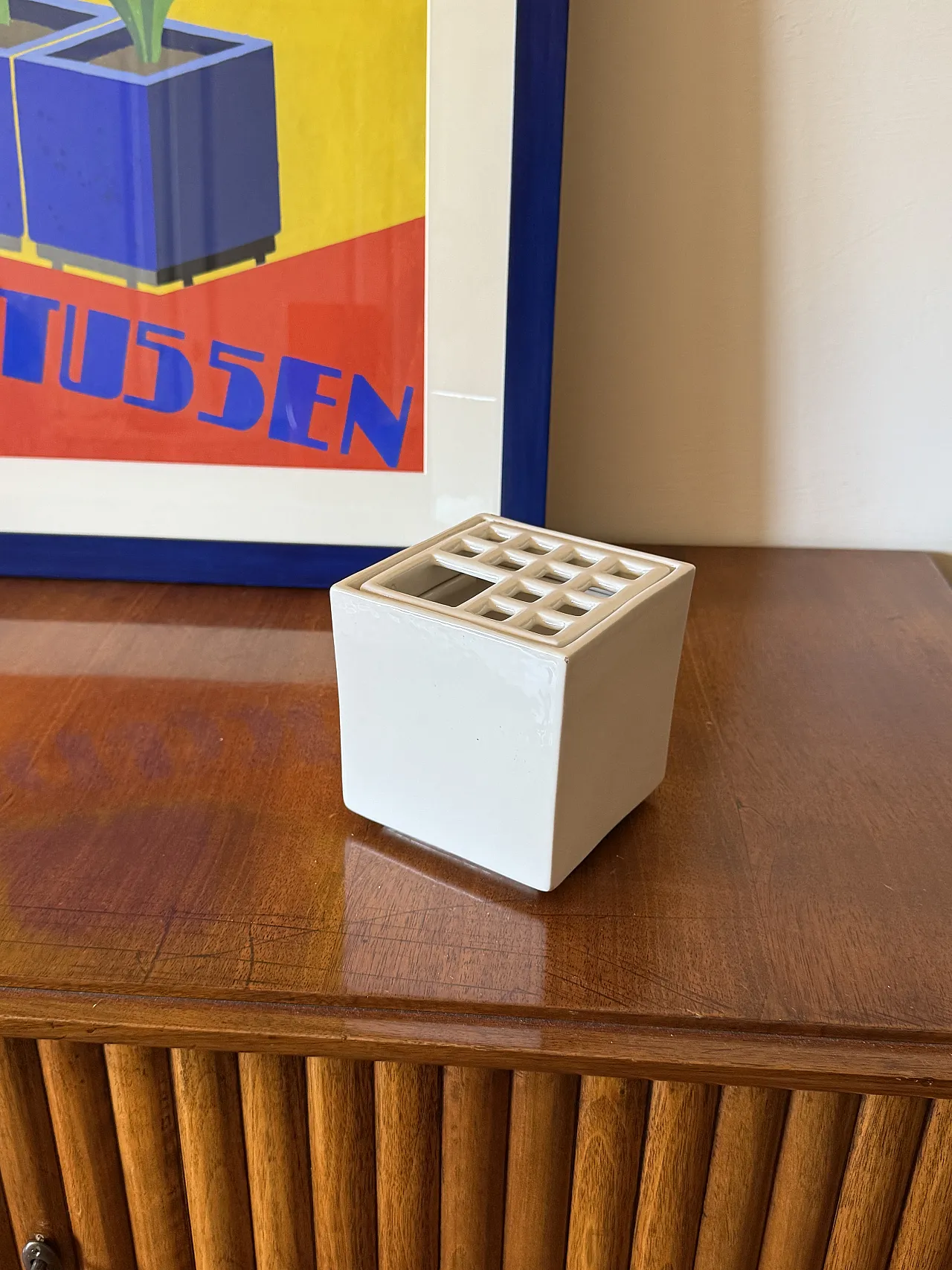 White Ikebana Ceramic Vase / Ashtray by Studio Opi, 70s 2