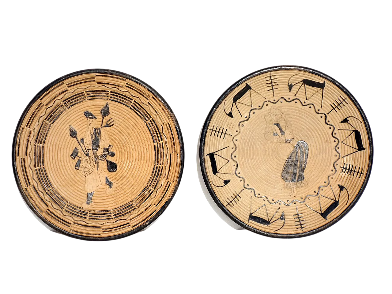 Coppia di piatti in ceramica di Simone Lai Dorgali, anni '30 7