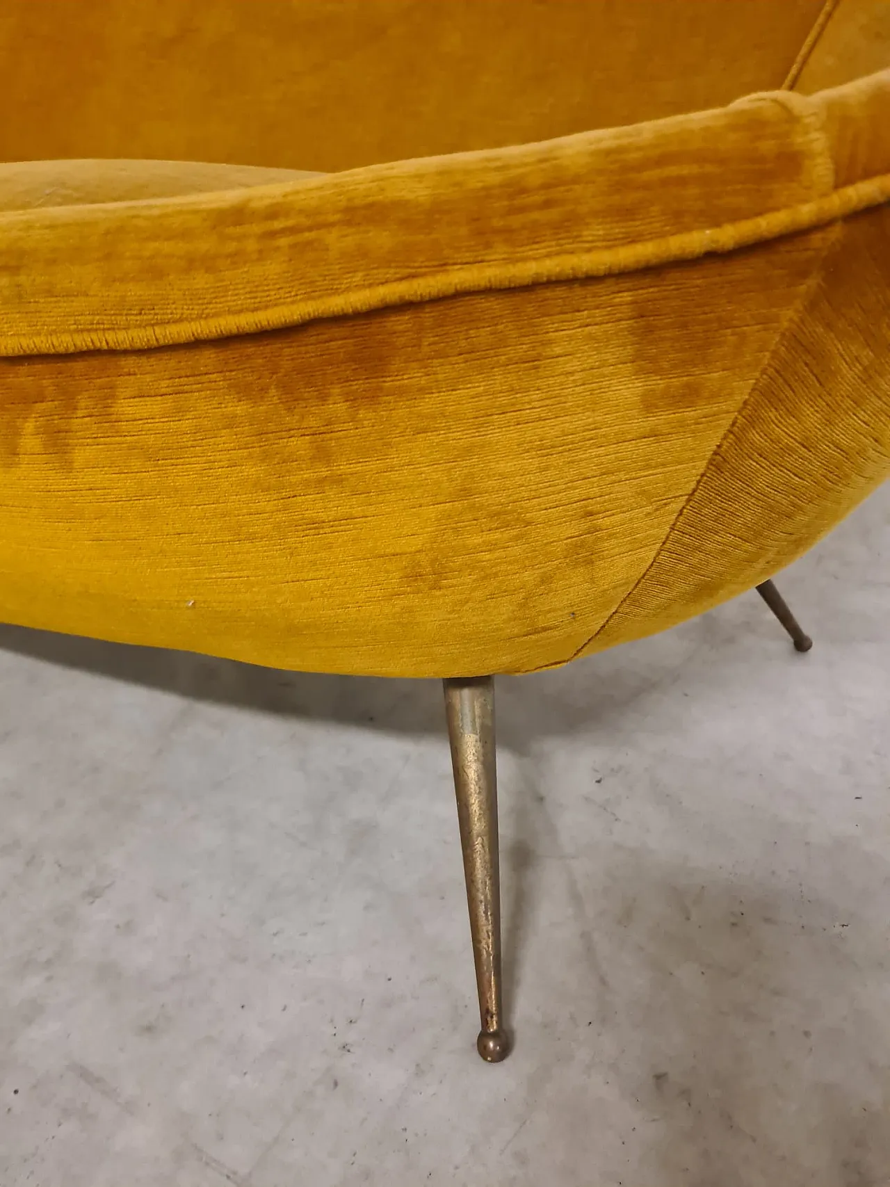 Sofa egg yellow, 60s 11