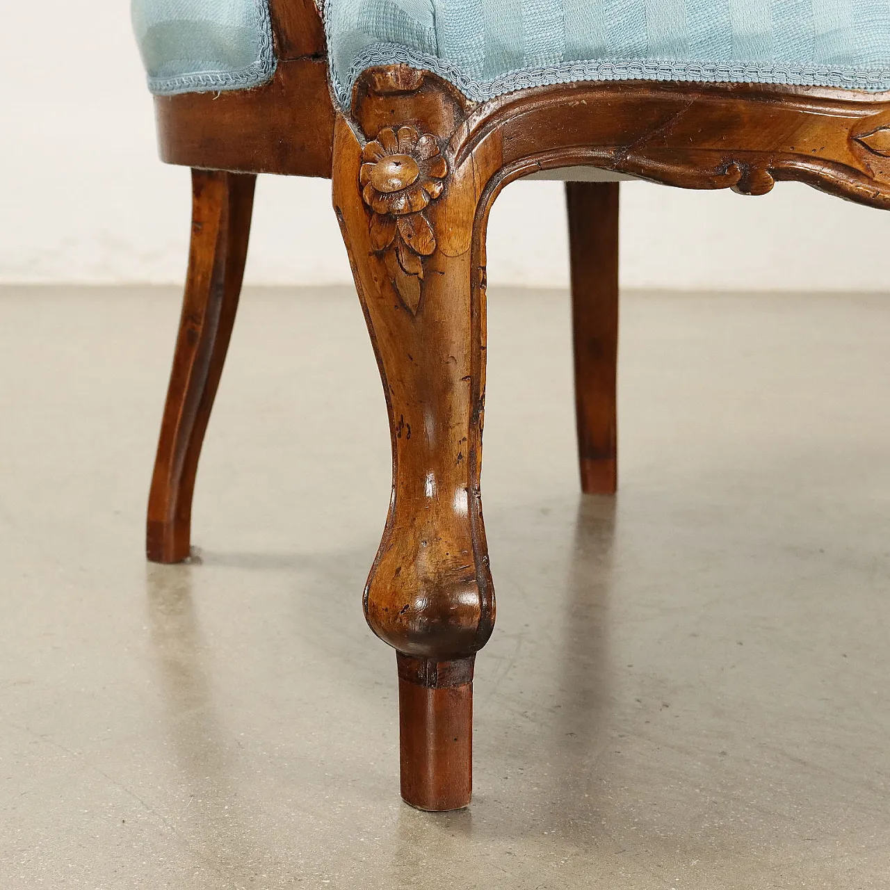 Louis Philippe walnut armchair and pair of chairs, mid-19th century 7