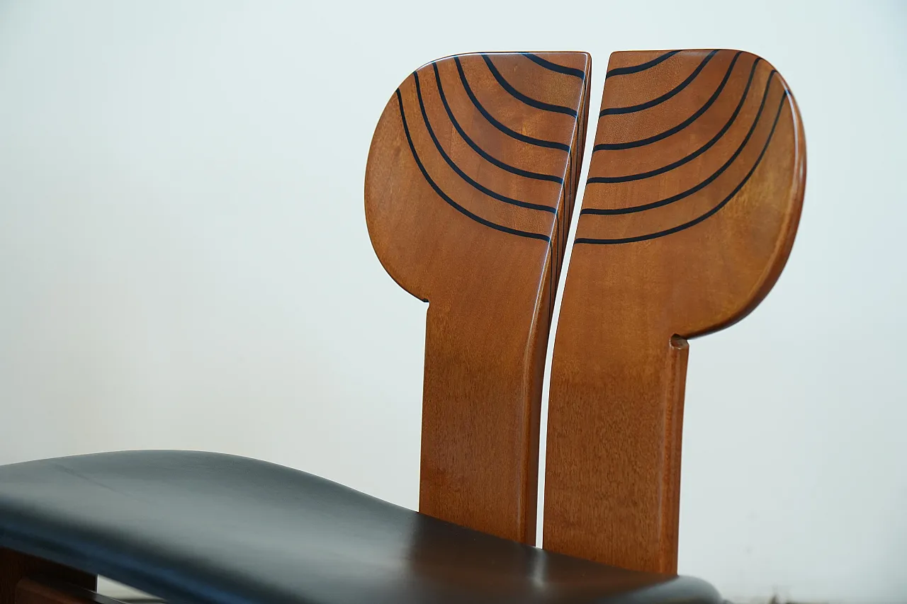Africa leather and walnut chair by Afra and Tobia Scarpa, 1970s 4