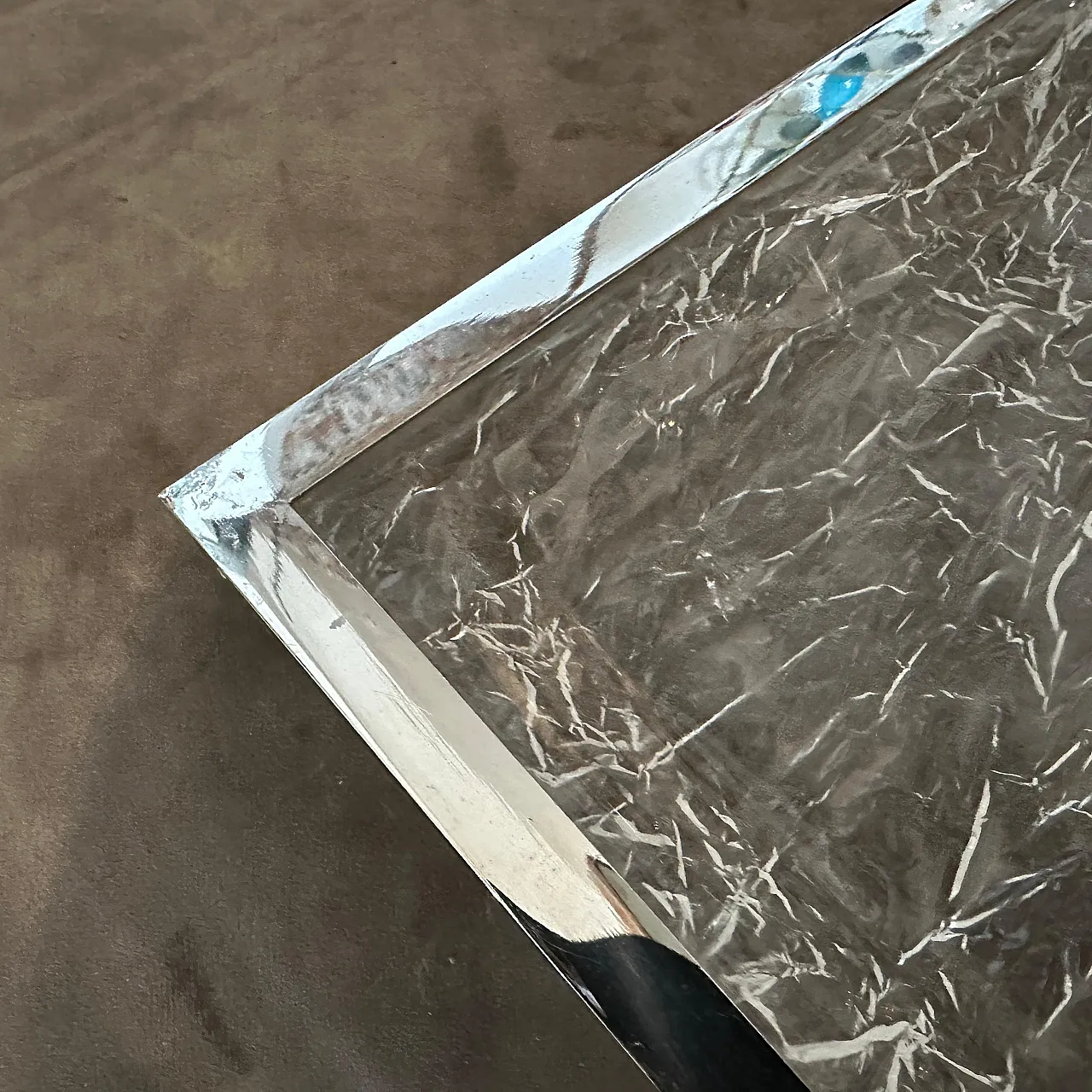 Vassoio in lucite e placcato argento di Ulderico Cavinato, anni '80 10