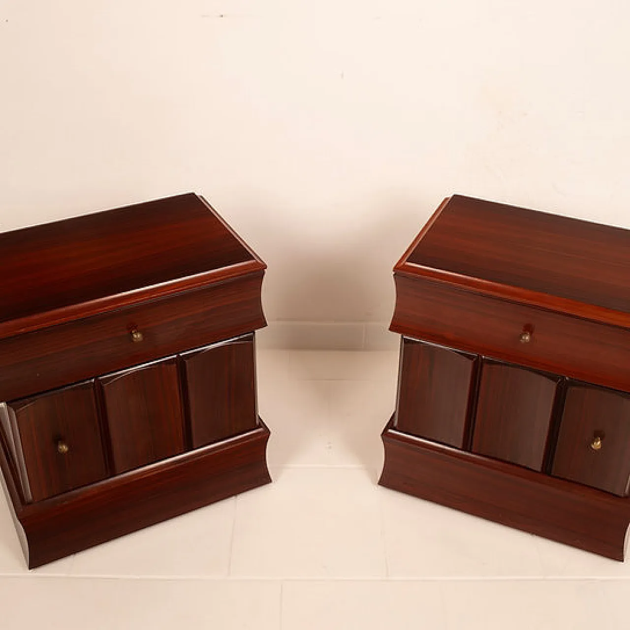 Coppia di comodini Tartaro Scultura 99, anni '60 2