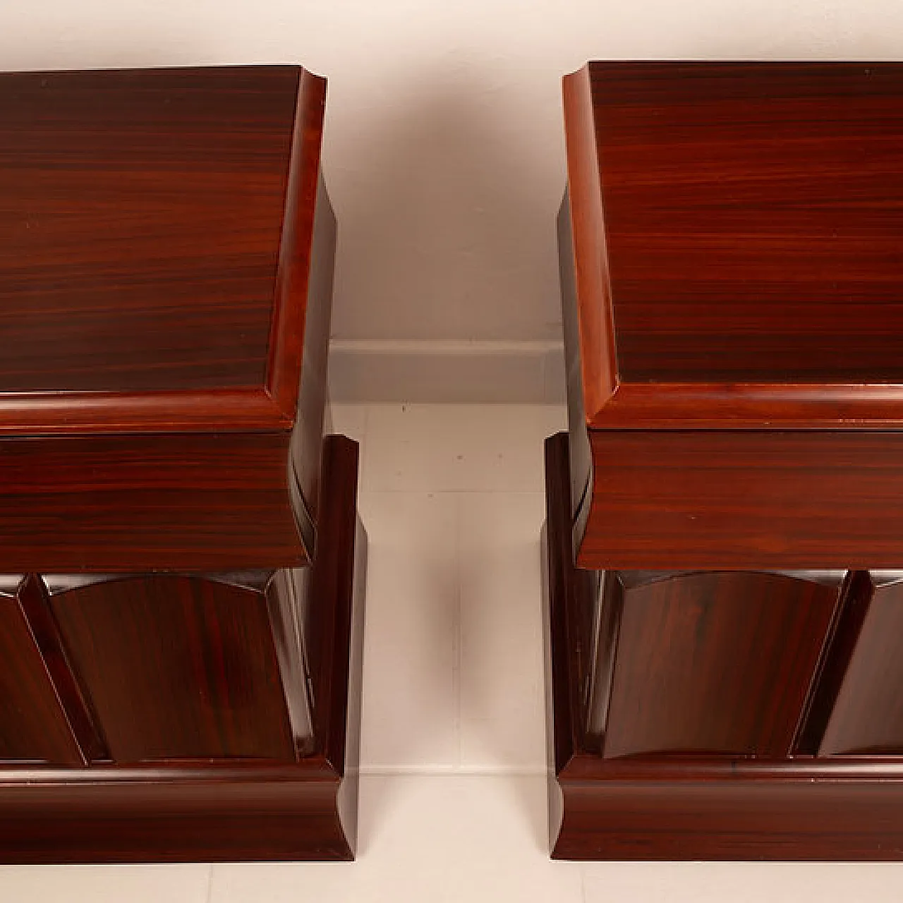 Coppia di comodini Tartaro Scultura 99, anni '60 8