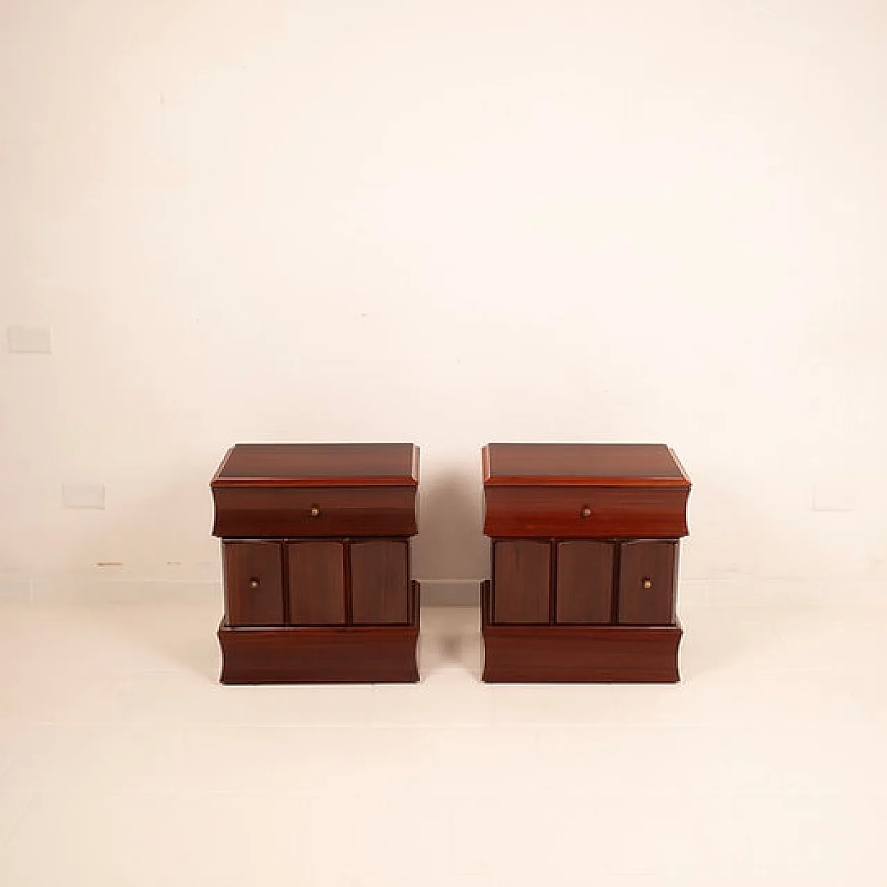 Coppia di comodini Tartaro Scultura 99, anni '60 11