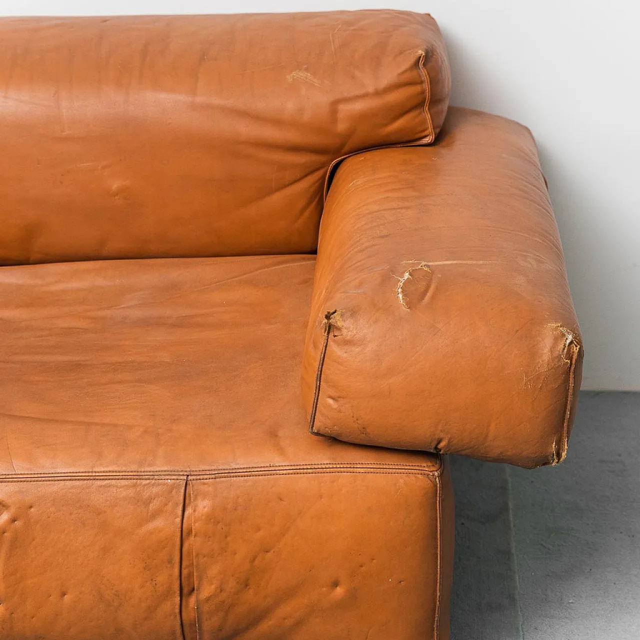 3 -seater modular sofa in brown leather, 70s 6