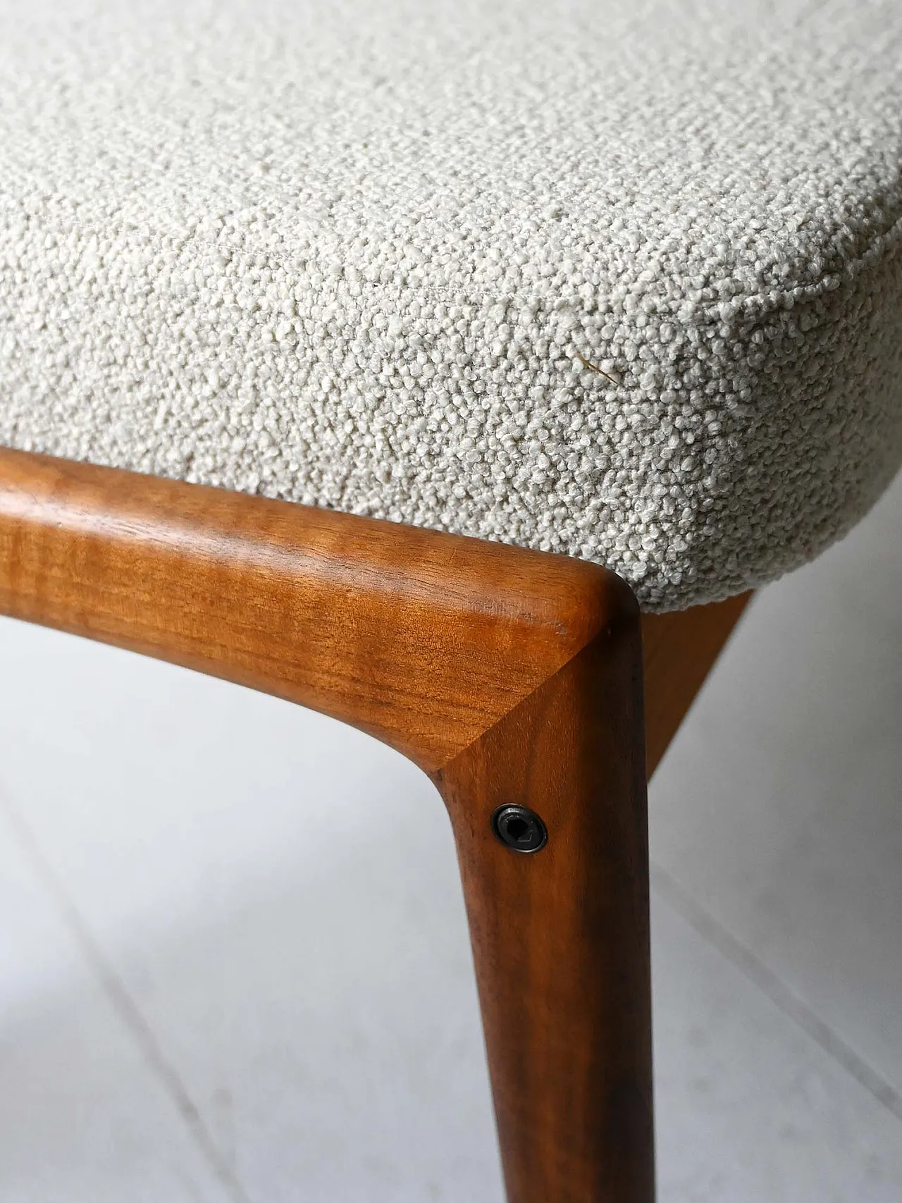 Vintage Scandinavian armchair with pouf 9