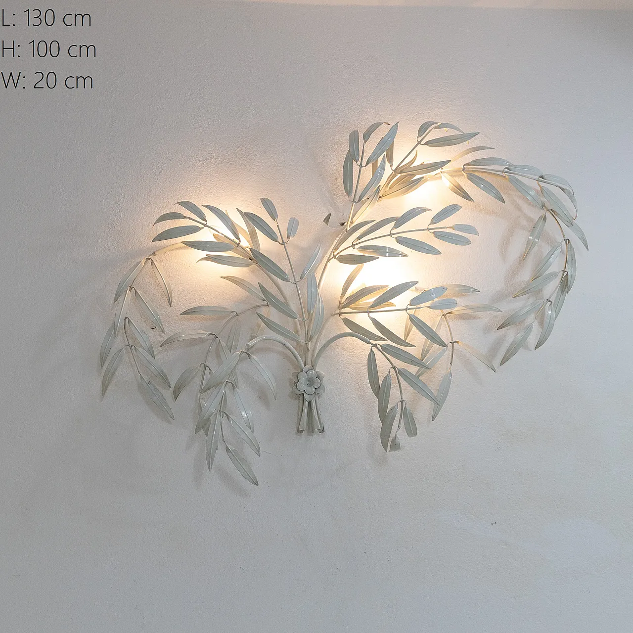 Grande lampada da muro in metallo, anni '70 1