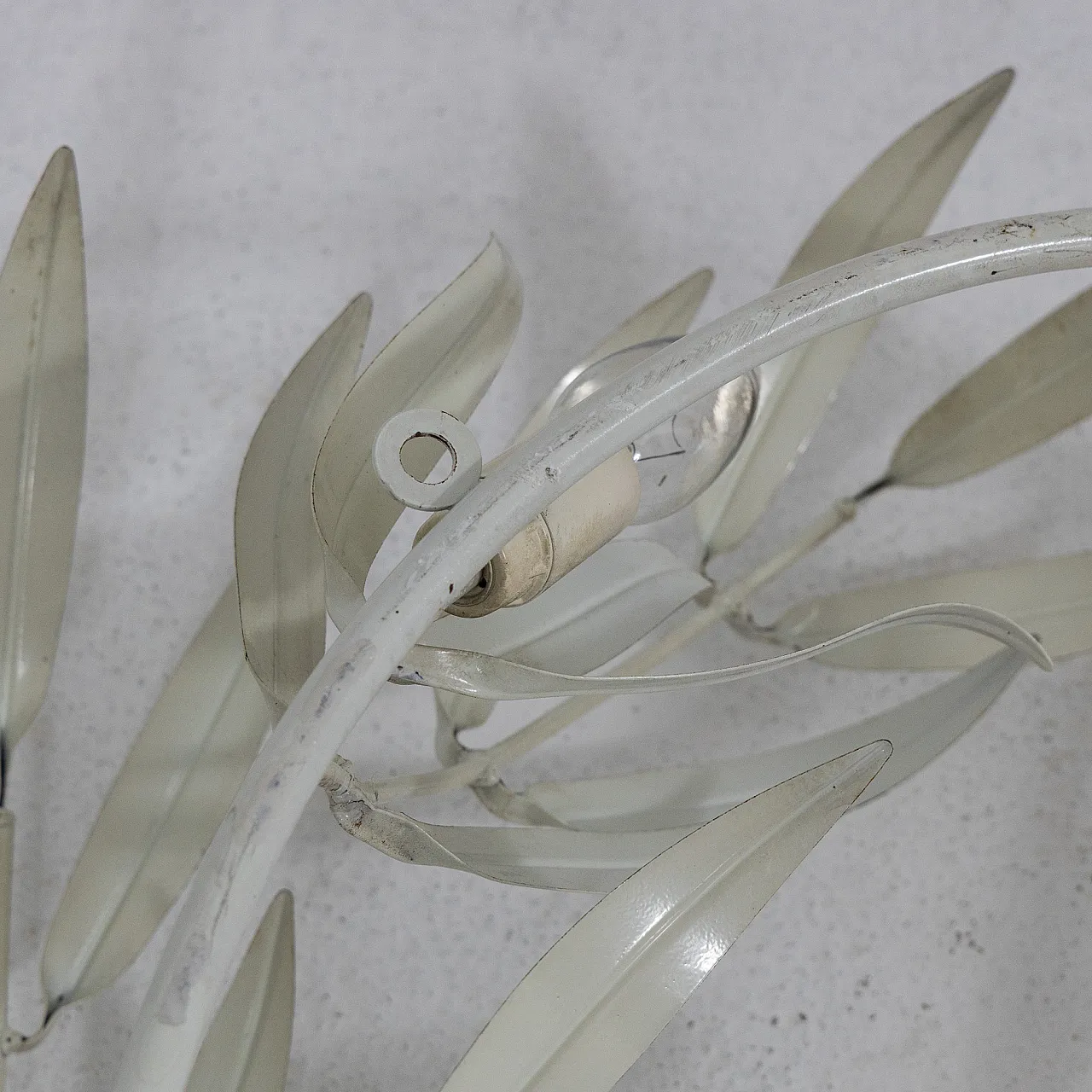 Grande lampada da muro in metallo, anni '70 8