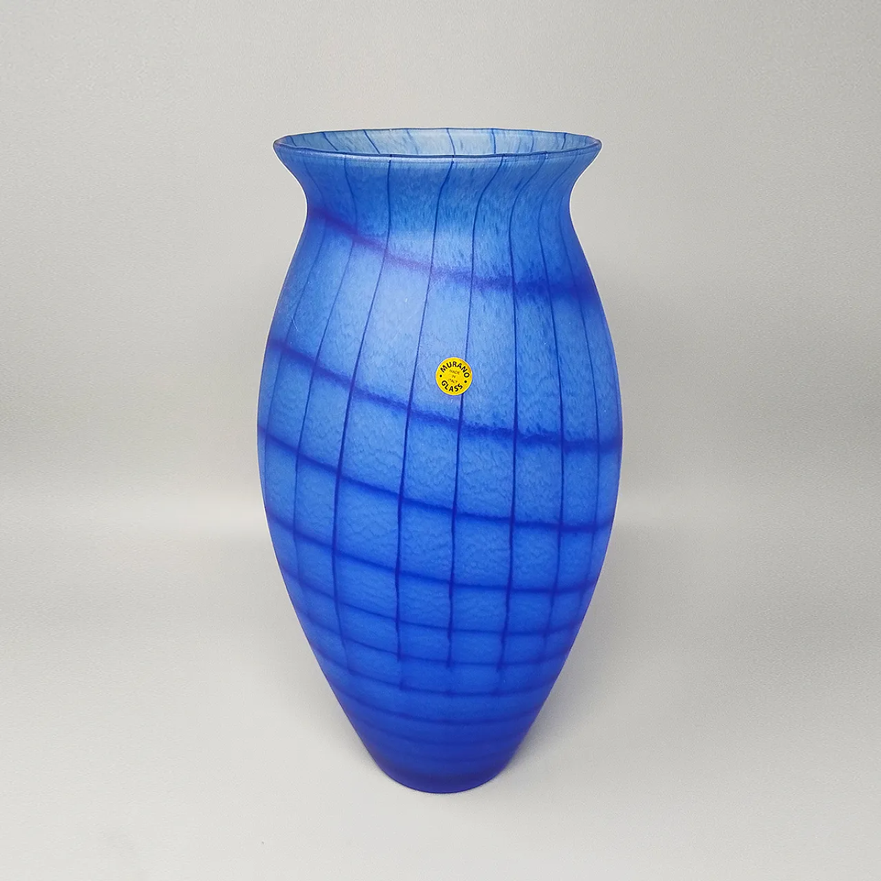 1970s Luxury Blue Handrafted Vase in Murano Glass by Artelinea. Made i 2