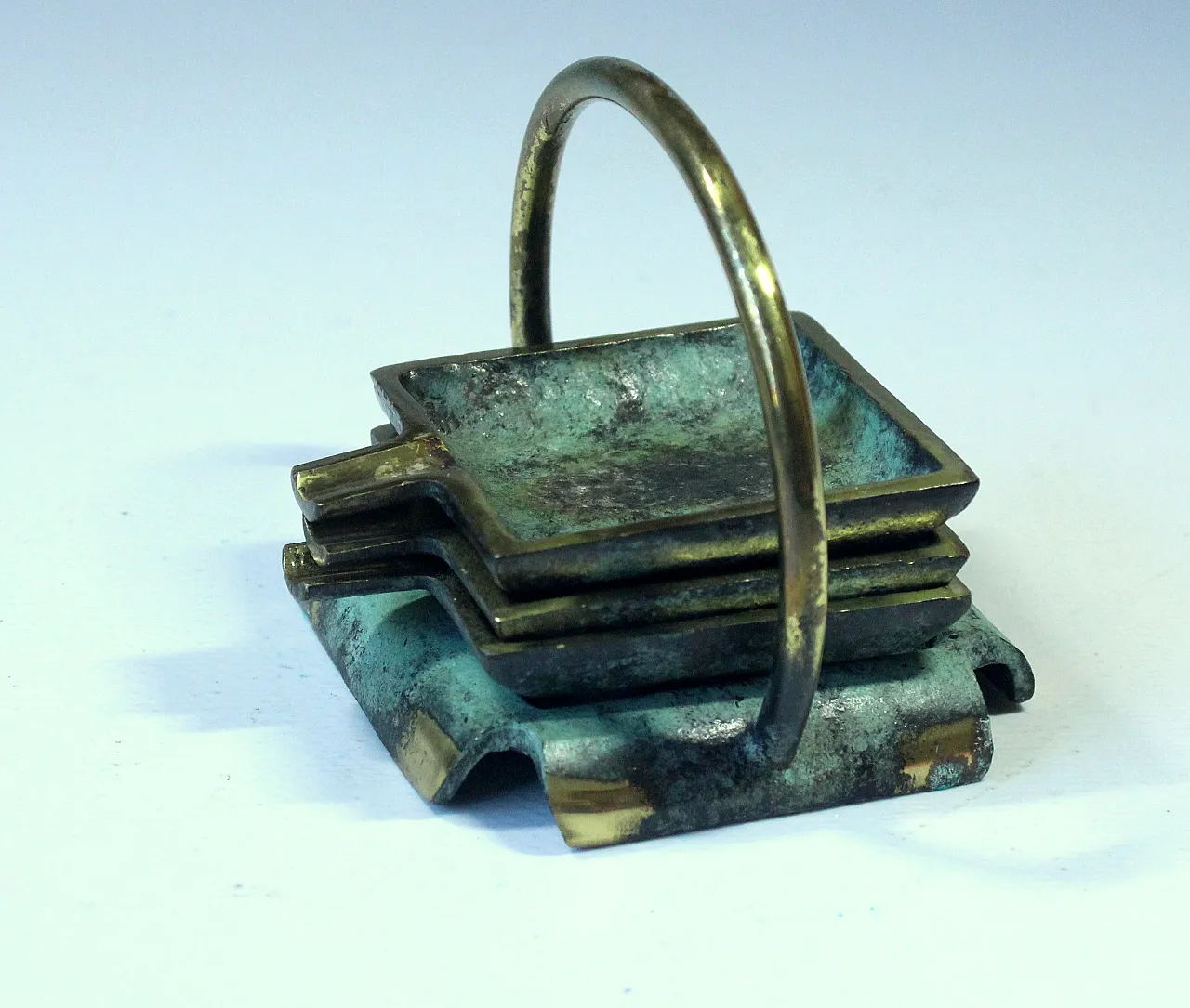 1950s - stackable ashtrays bronze/brass 3