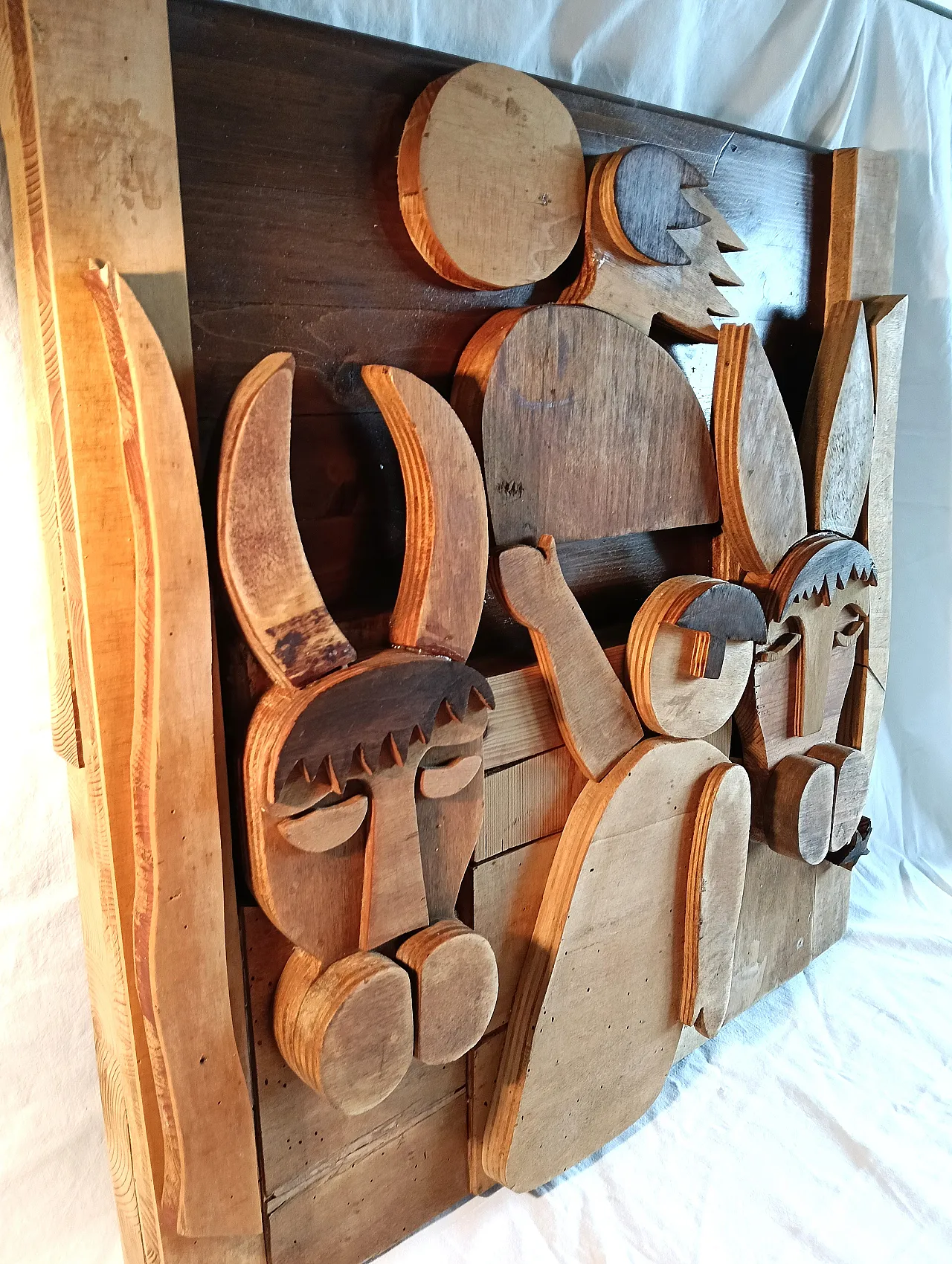 Formella in legno, rappresentazione della Nativita' anni '80 8