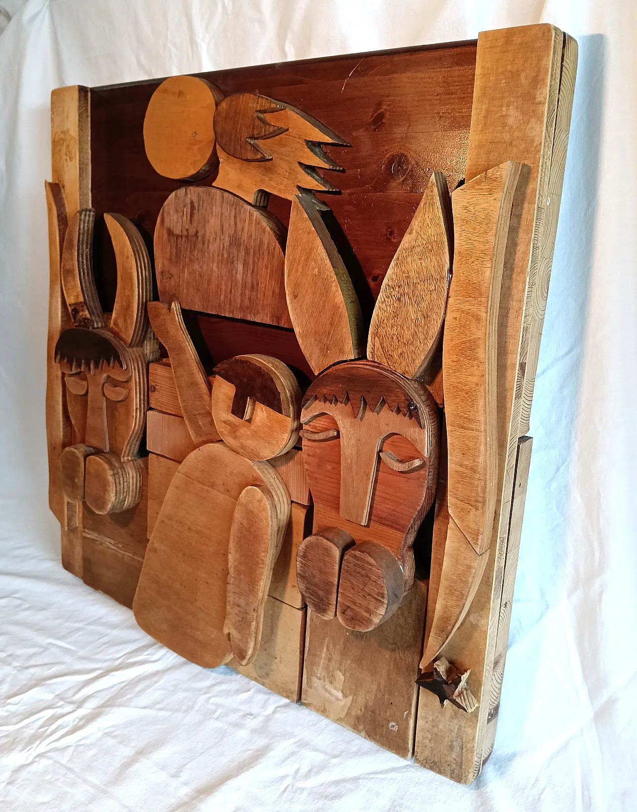 Formella in legno, rappresentazione della Nativita' anni '80 13