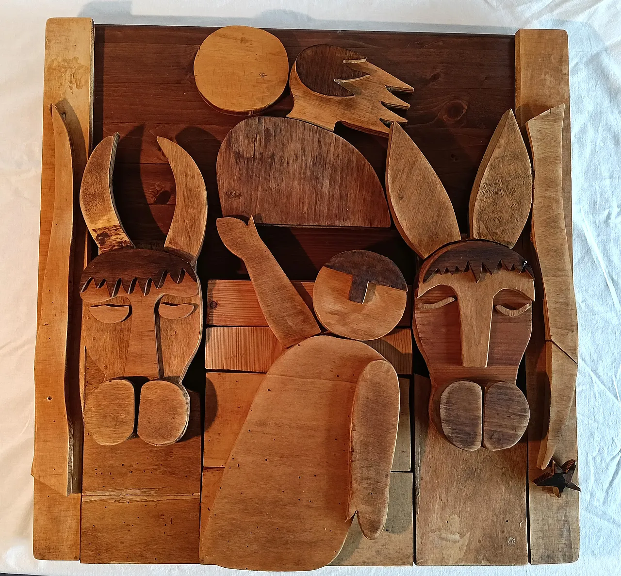 Formella in legno, rappresentazione della Nativita' anni '80 15