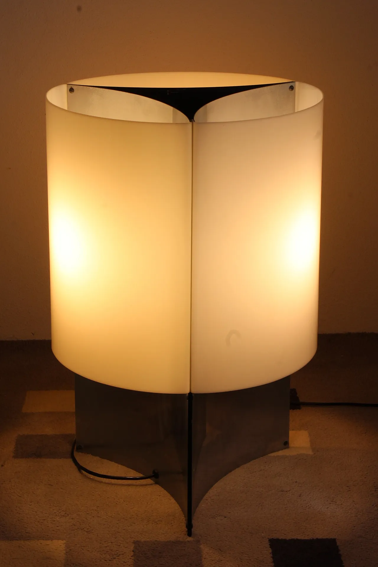 Lampada da Tavolo di Massimo e Lella Vignelli per Arteluce, anni '70 5