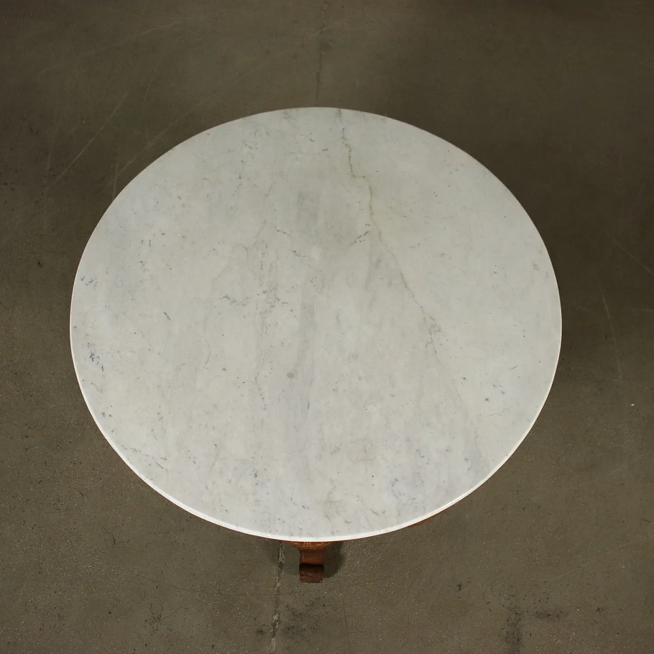 Charles X round side table in maple inlaid walnut with marble top, 19th century 4