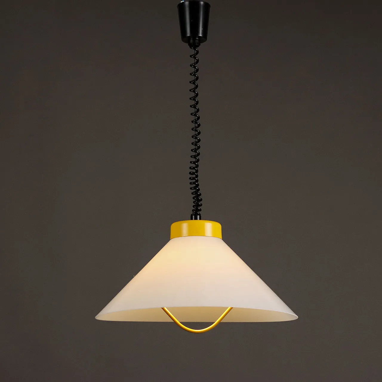 Cone extendible ceiling lamp in steel and plastic Italy, 1970s 1