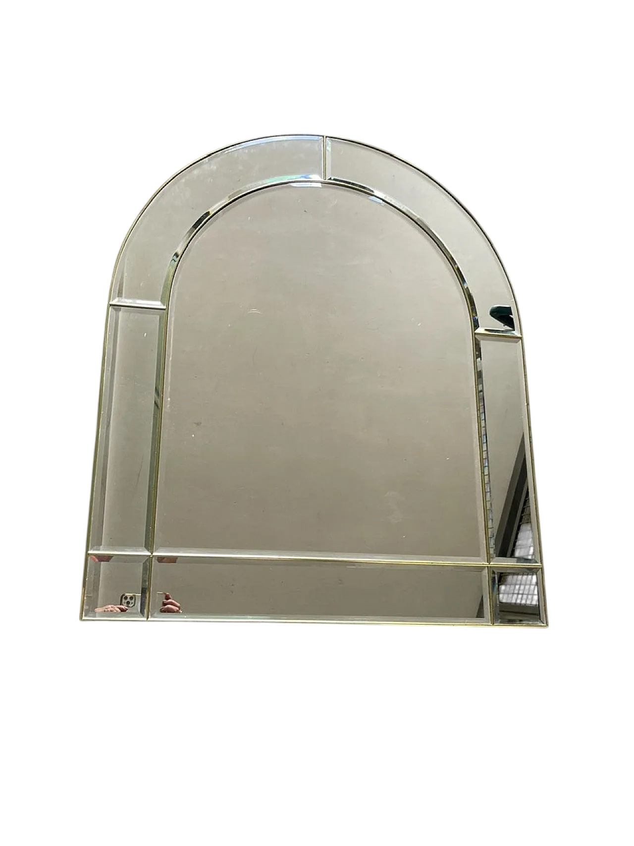 Specchio di vetro ad arco in ottone, anni '70 11