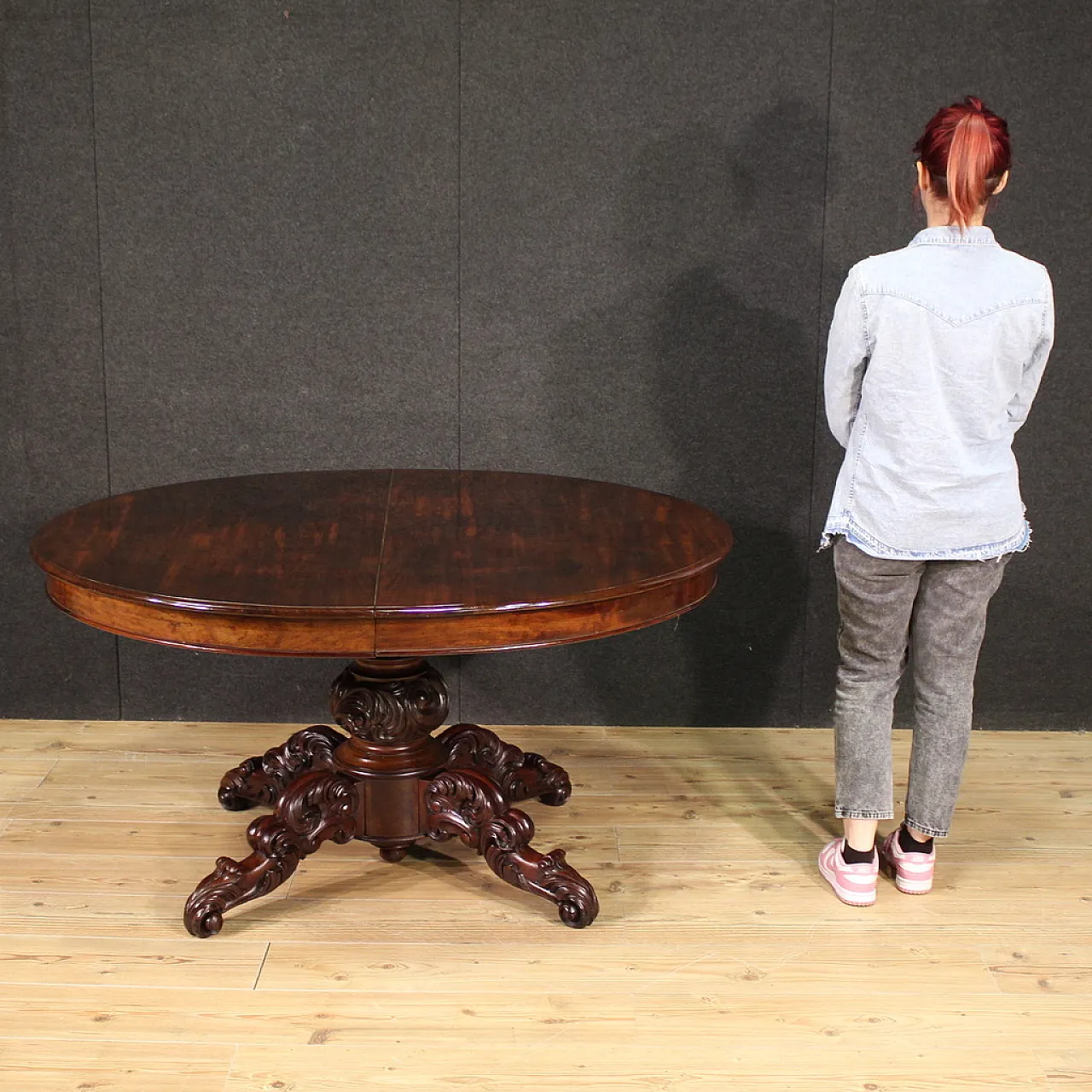 Extendable round table in mahogany wood, '800 2