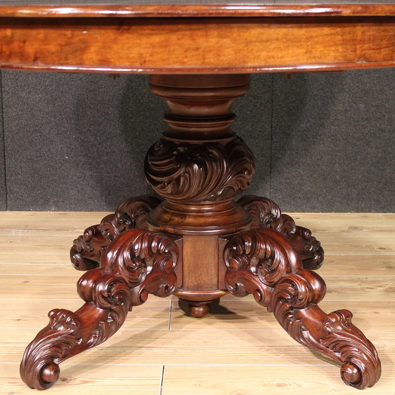 Extendable round table in mahogany wood, '800 4