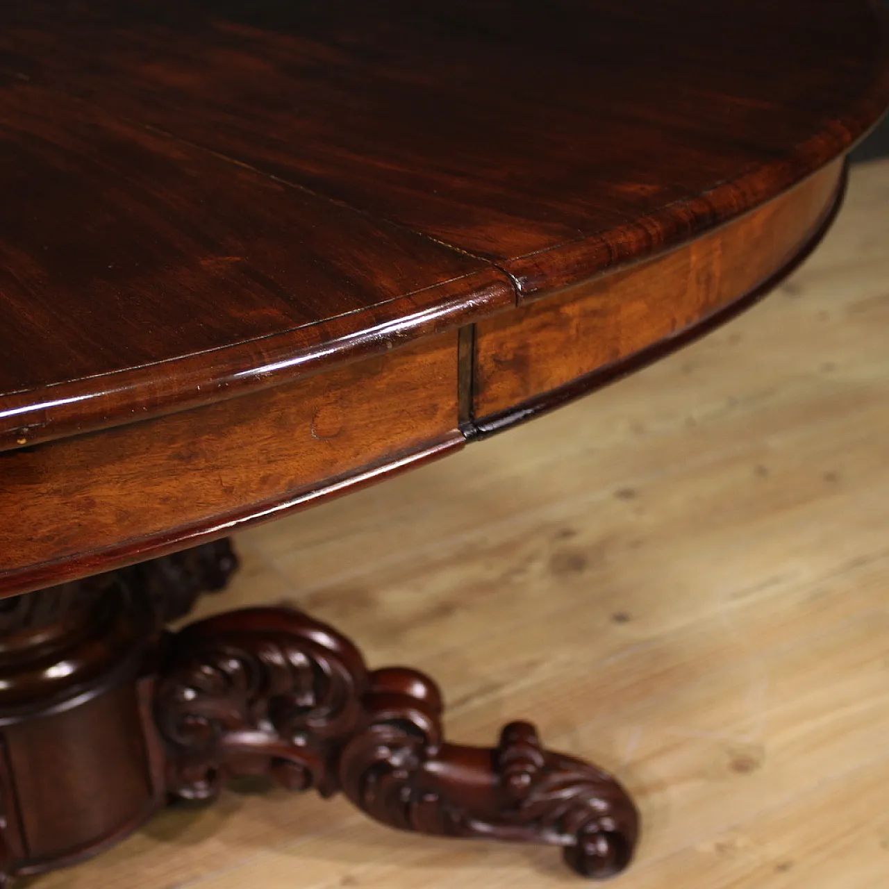 Extendable round table in mahogany wood, '800 7