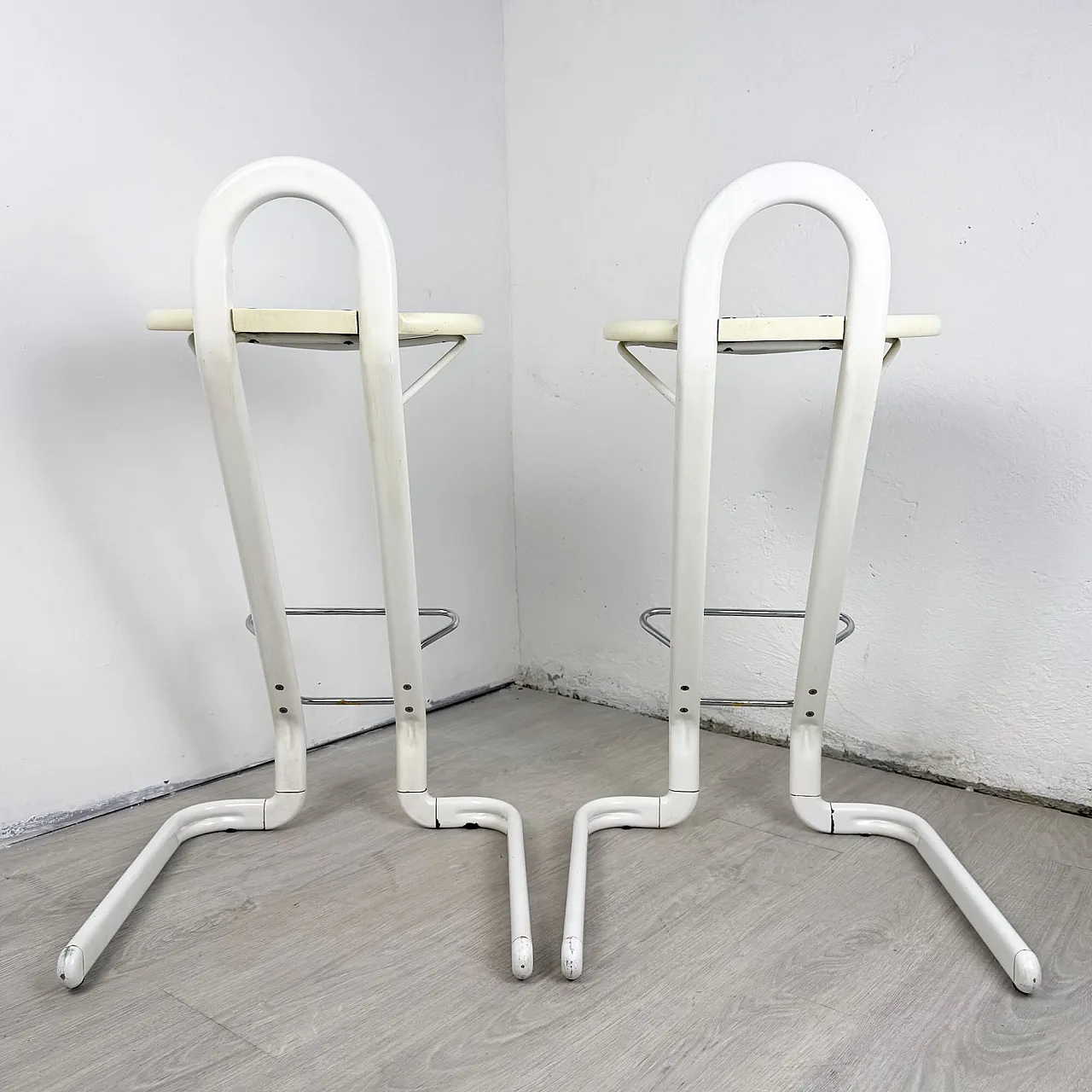 Pair of white stools, 80s 4