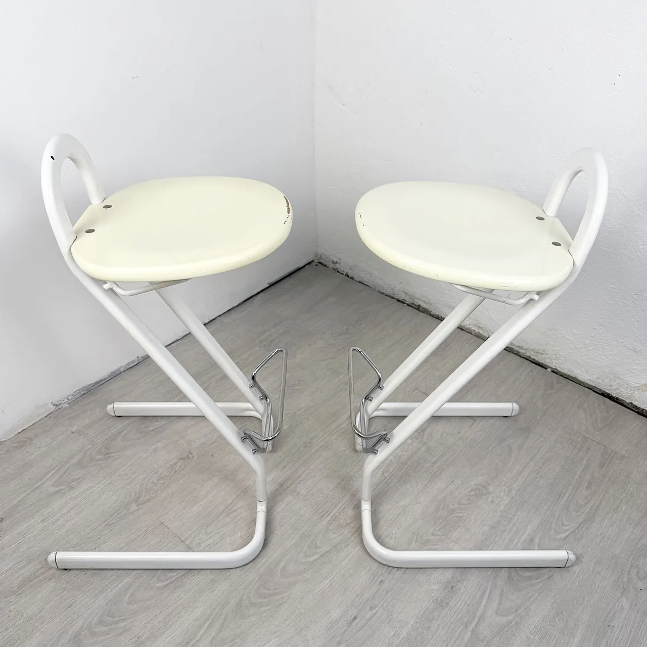 Pair of white stools, 80s 8