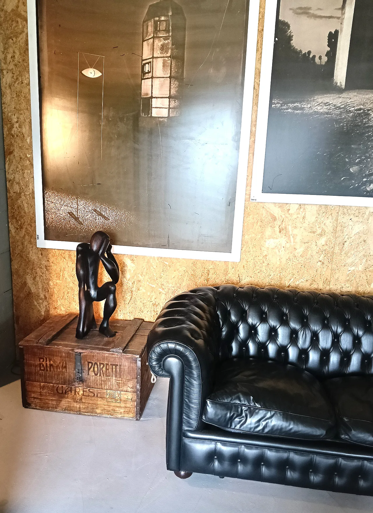 Scultura africana in legno di teak tinto nero, anni '90 15