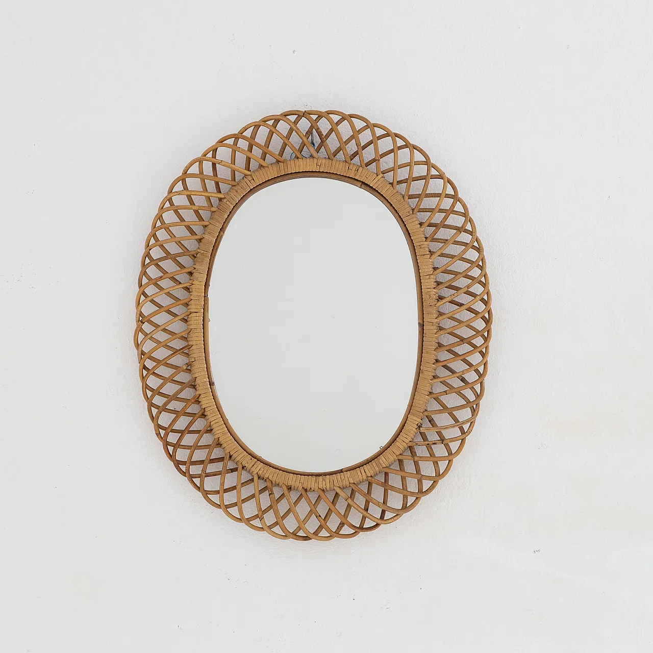 Mirror mirror, 1950s 2