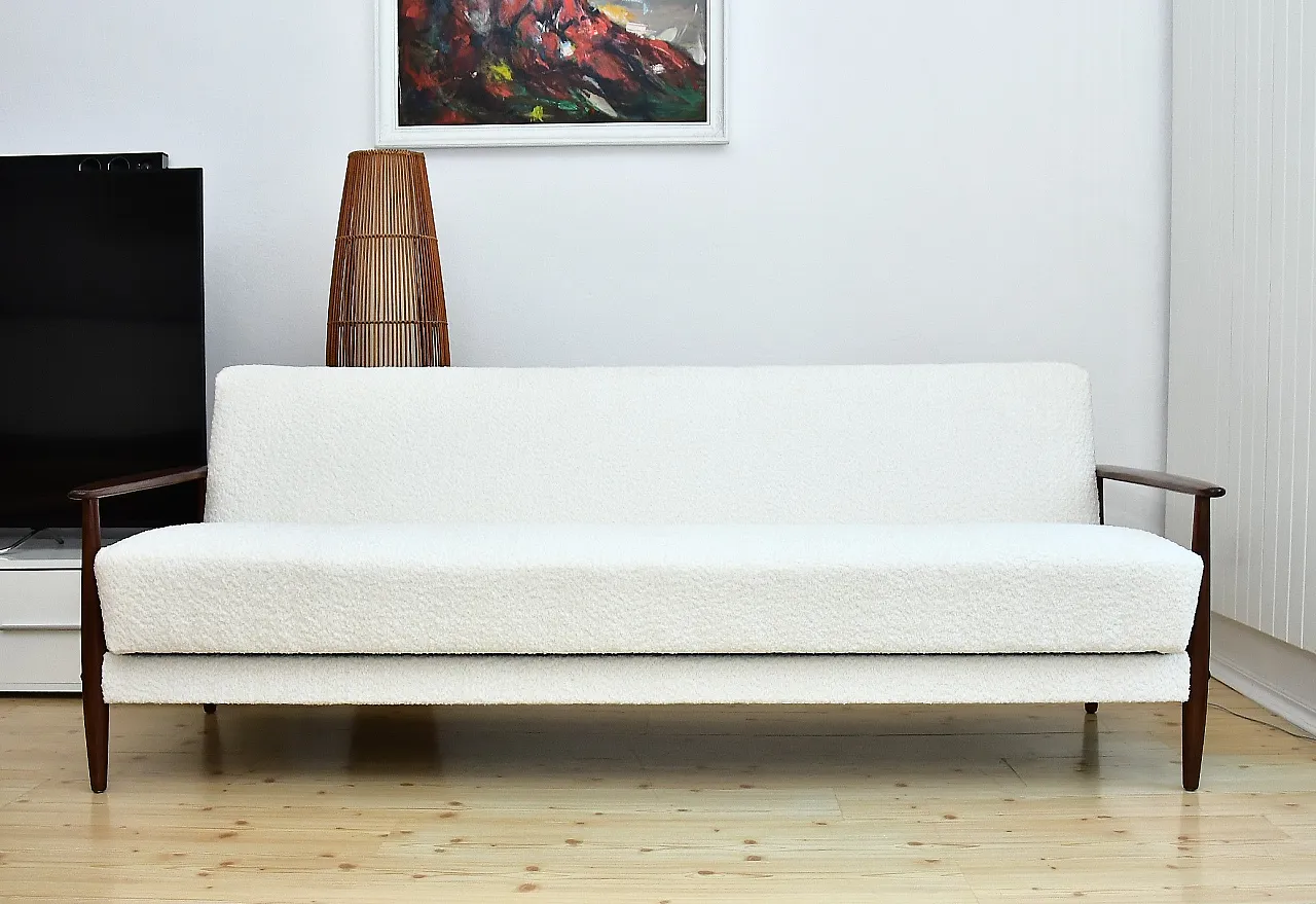 Scandinavian foldable Teak sofa in creamy white Bouclé, 1960s 3