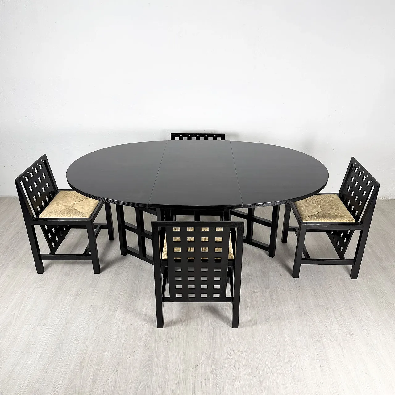 DS1 Table and Mackintosh DS2 chairs for Cassina, 70s 1