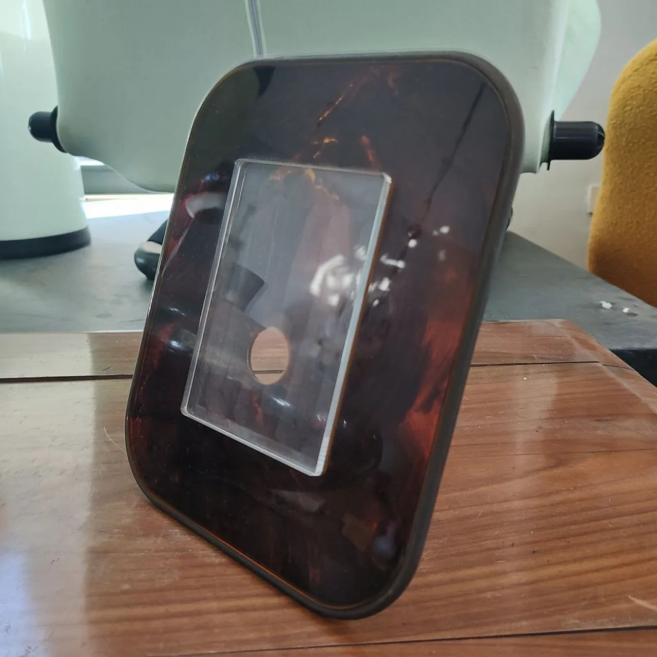 Photo frame Bacchelite Lucite Turtle Effect, Italy, 70s 8