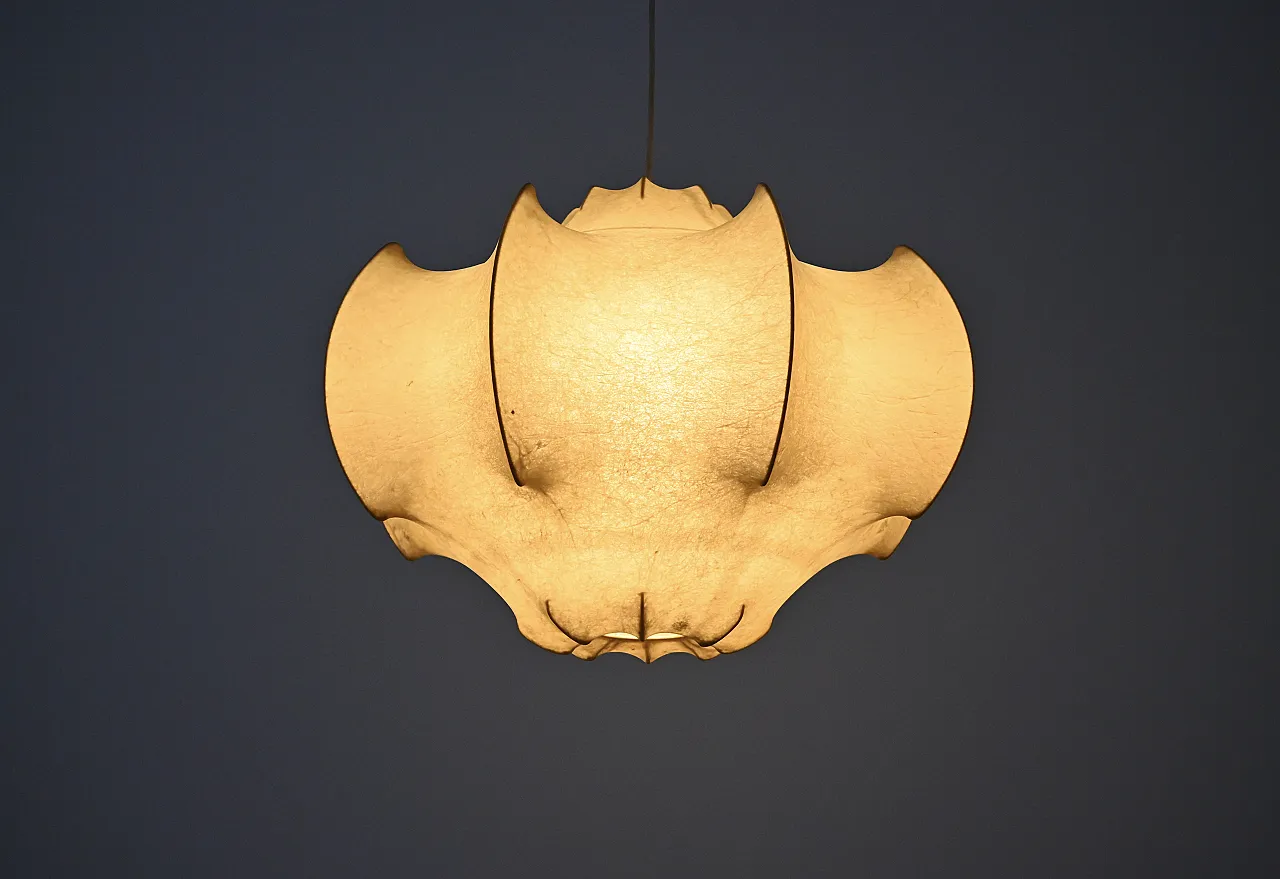 Lampada "Viscontea" di Achille e Pier Giacomo Castiglioni per Flo 4