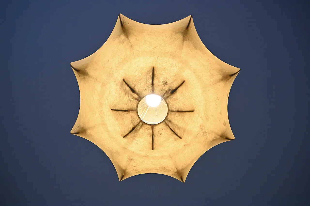 Lampada "Viscontea" di Achille e Pier Giacomo Castiglioni per Flo 6