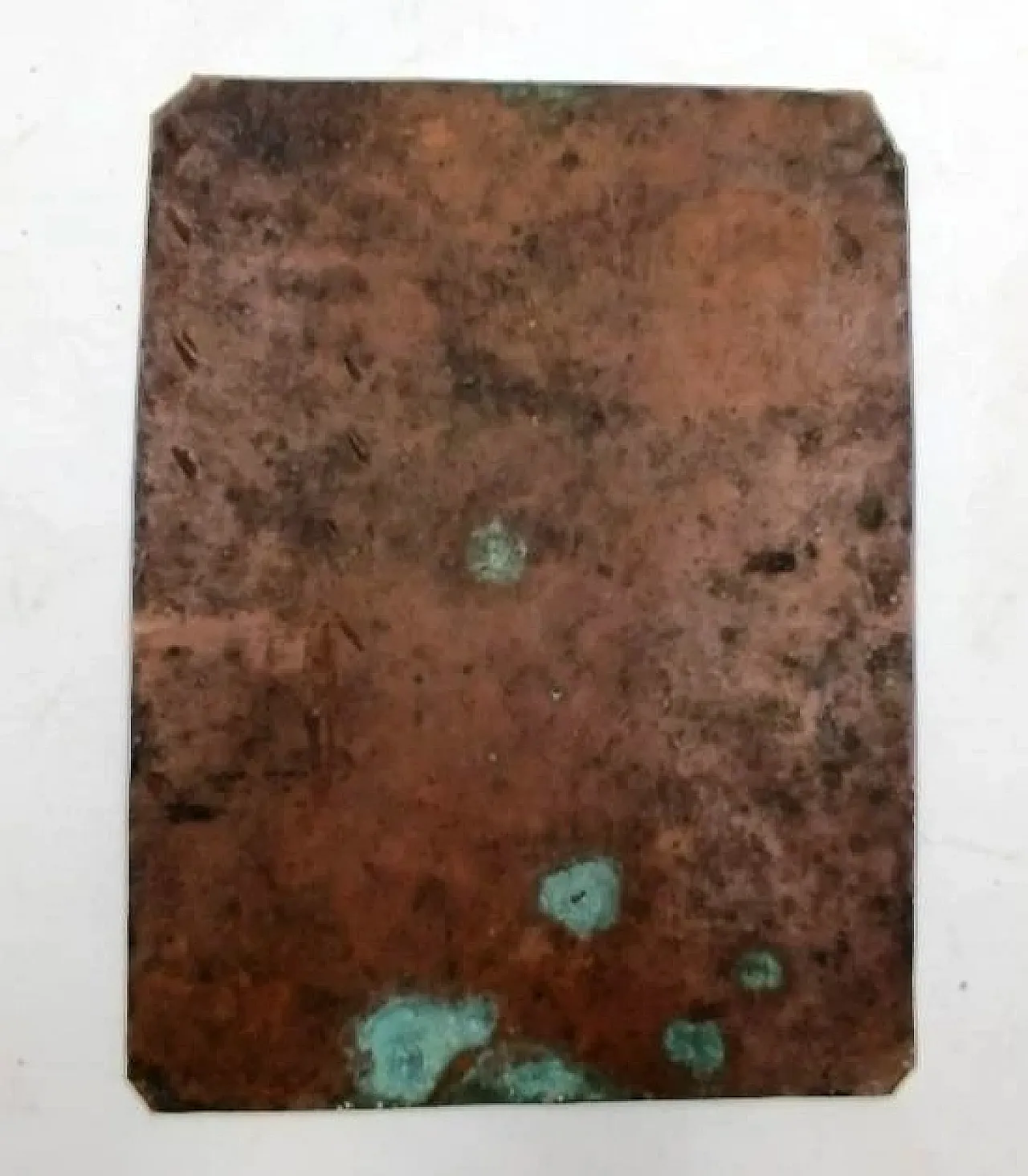 Small painting on copper depicting a saint, 17th century 8