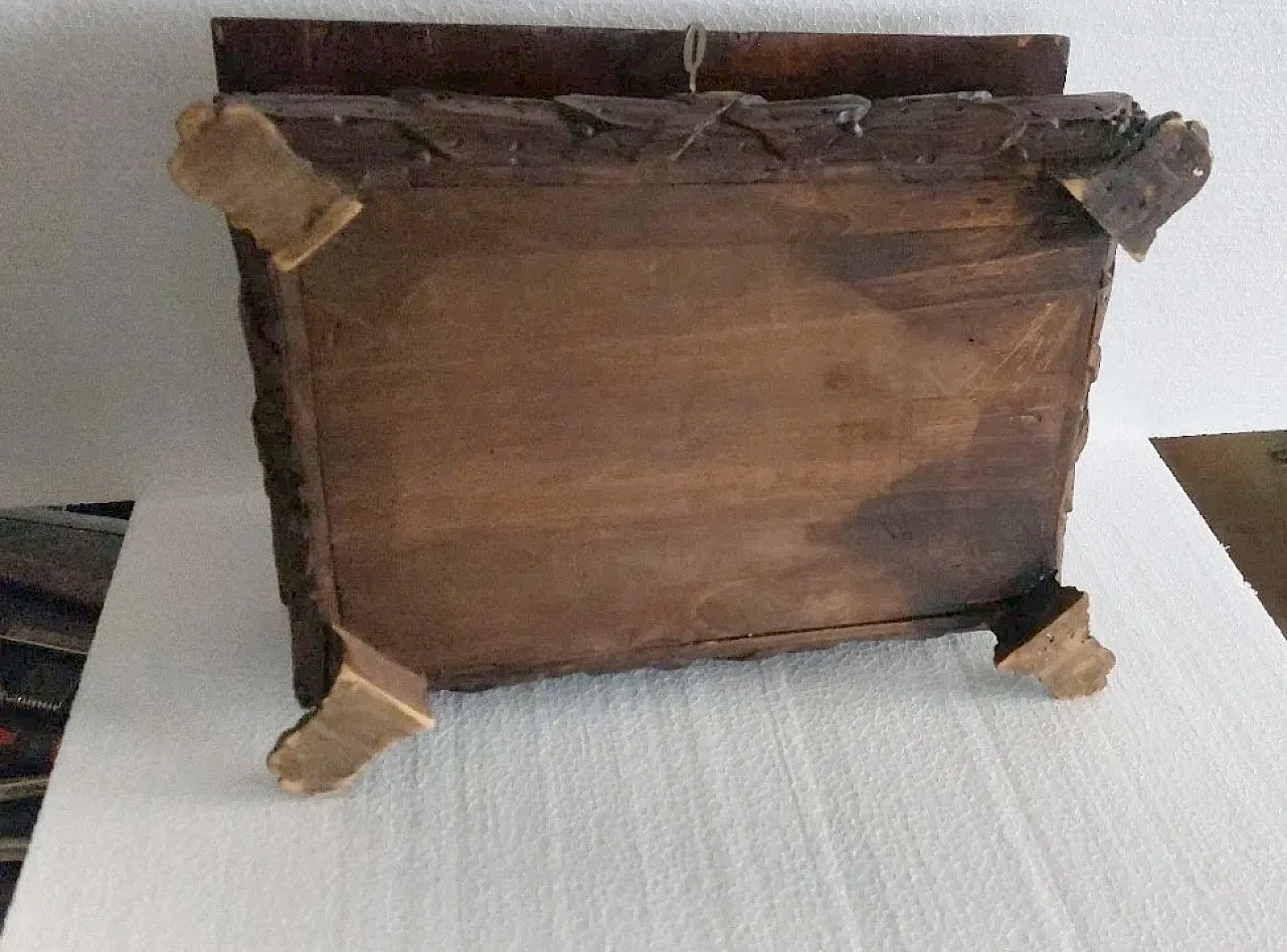 Renaissance-style carved box, 19th century 10